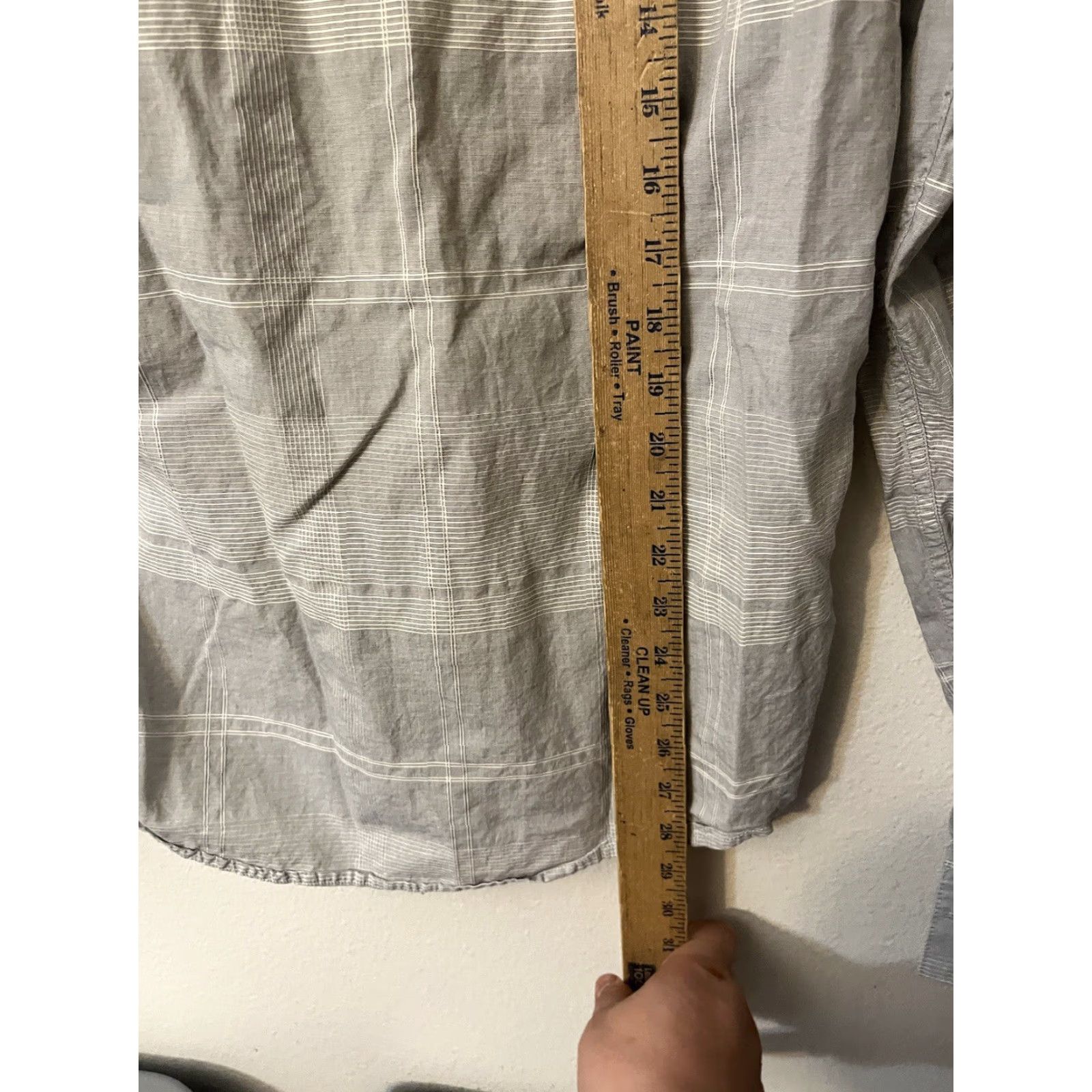 Calvin Klein Calvin Klein Mens Button-Up Shirt L/S Shirt Classic Fit Gray Plaid Busy Casual Office Slim M Size US M / EU 48-50 / 2 - 4 Thumbnail