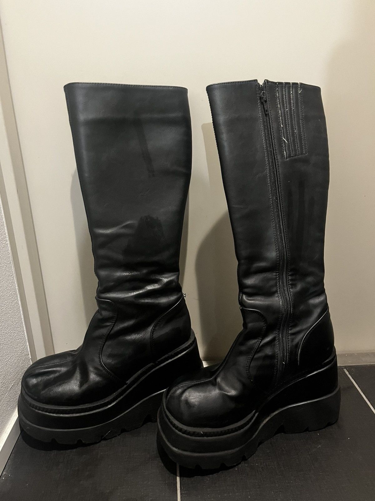 Demonia Cult Demonia Shaker-100 Boots Size US 8 / IT 38 - 1 Thumbnail