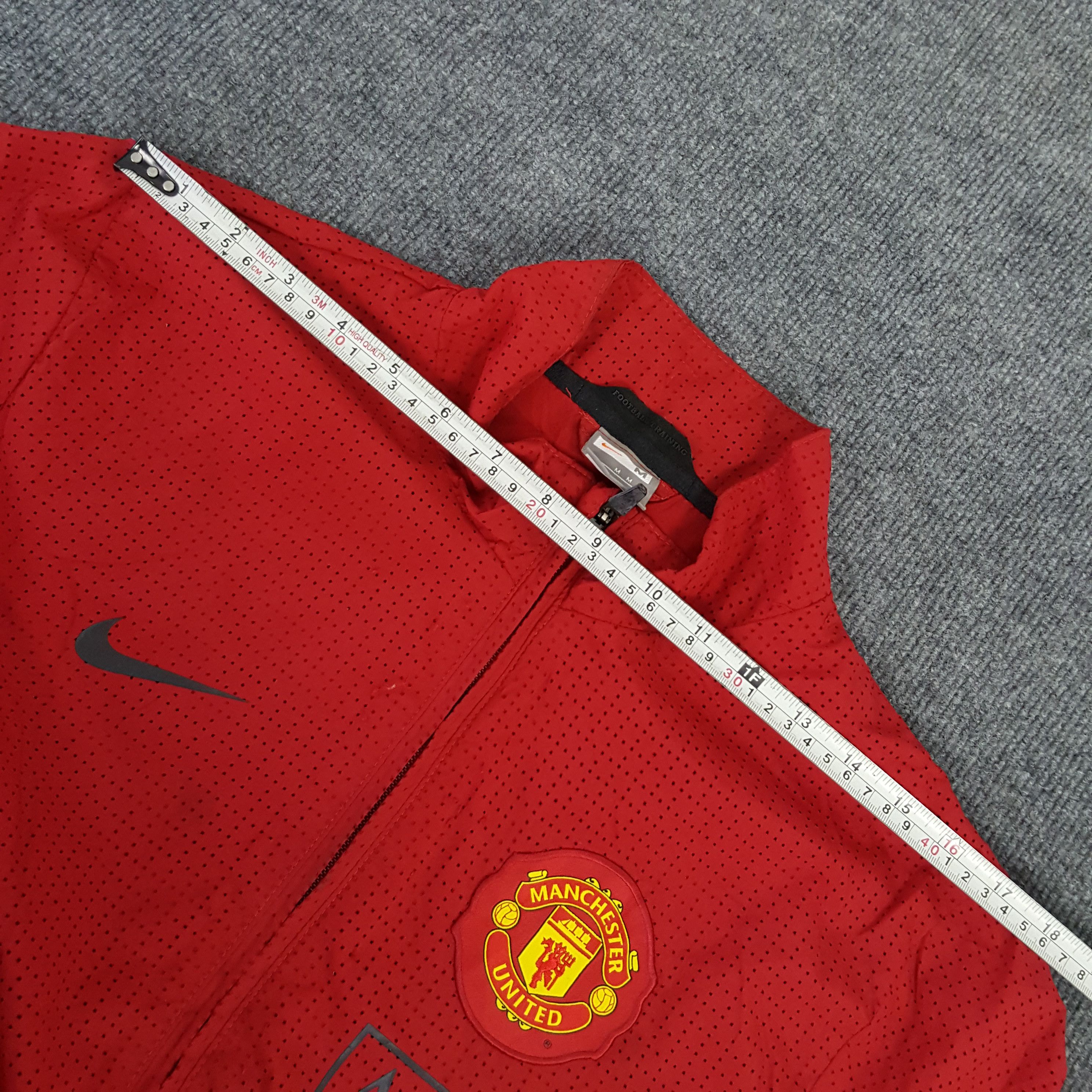 Nike × Vintage Nike X Manchester United Sportwear Jacket Size US S / EU 44-46 / 1 - 14 Thumbnail