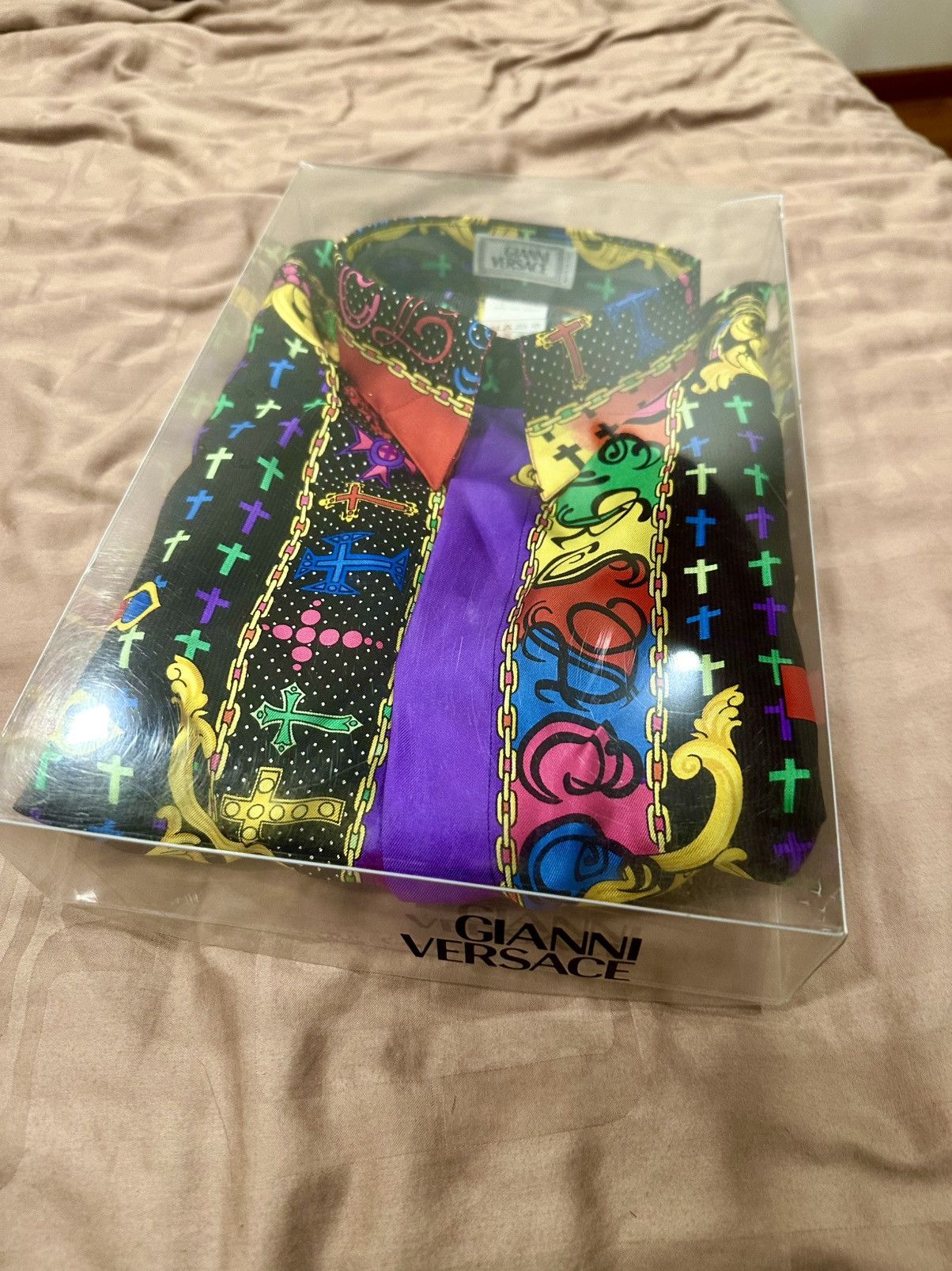 Versace Vintage Gianni Versace 1993 / 1994 crucifix silk shirt Size US M / EU 48-50 / 2 - 14 Thumbnail