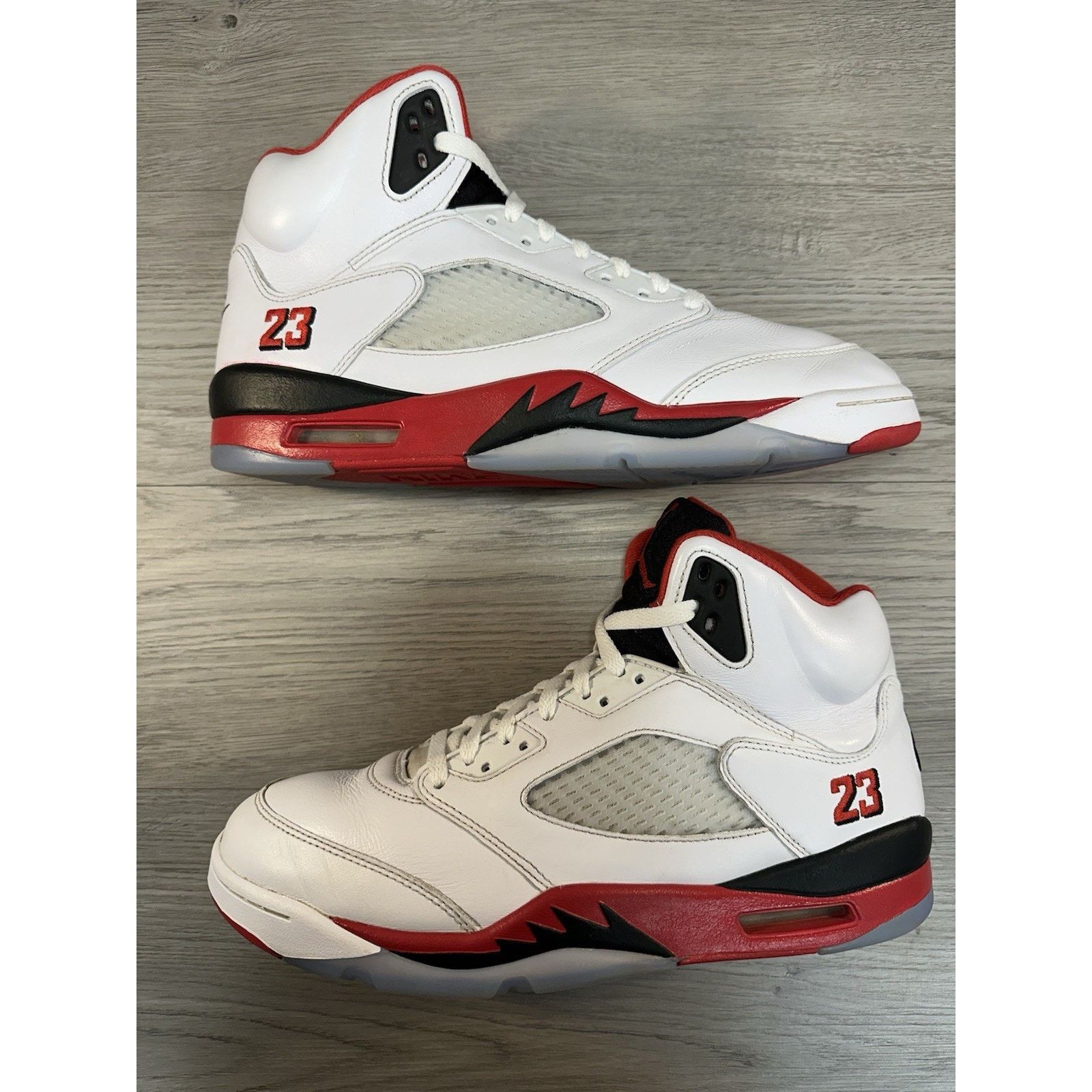 Jordan Brand Air Jordan 5 Retro Fire Red 2025 - Size 11 Size US 11 / EU 44 - 2 Thumbnail