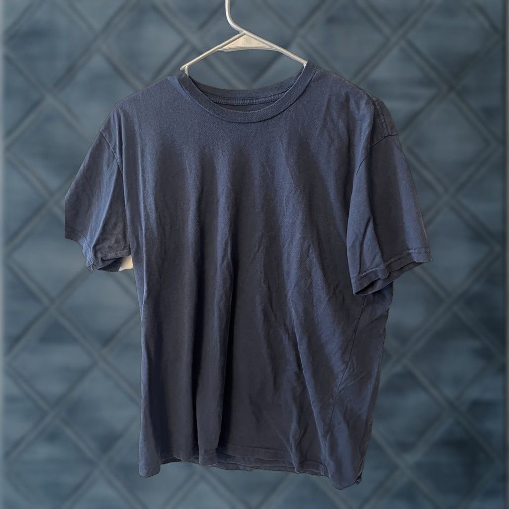 Vintage True Classic Shirt Mens Size Medium Navy Blue Short Sleeve Crew Neck Stretch Solid Basic Size US M / EU 48-50 / 2 - 1 Thumbnail