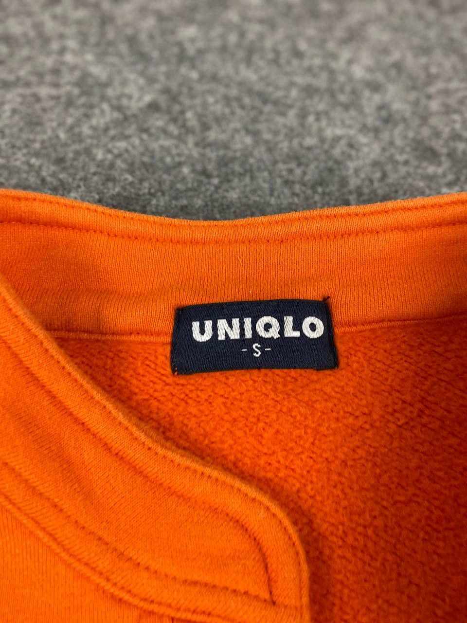 Uniqlo vintage uniqlo japanese brands sweatshirt nice design Size US S / EU 44-46 / 1 - 4 Thumbnail