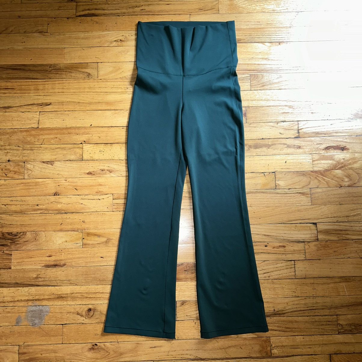 Gap Smooth foldover flare leggings Size 30" / US 8 / IT 44 - 4 Thumbnail