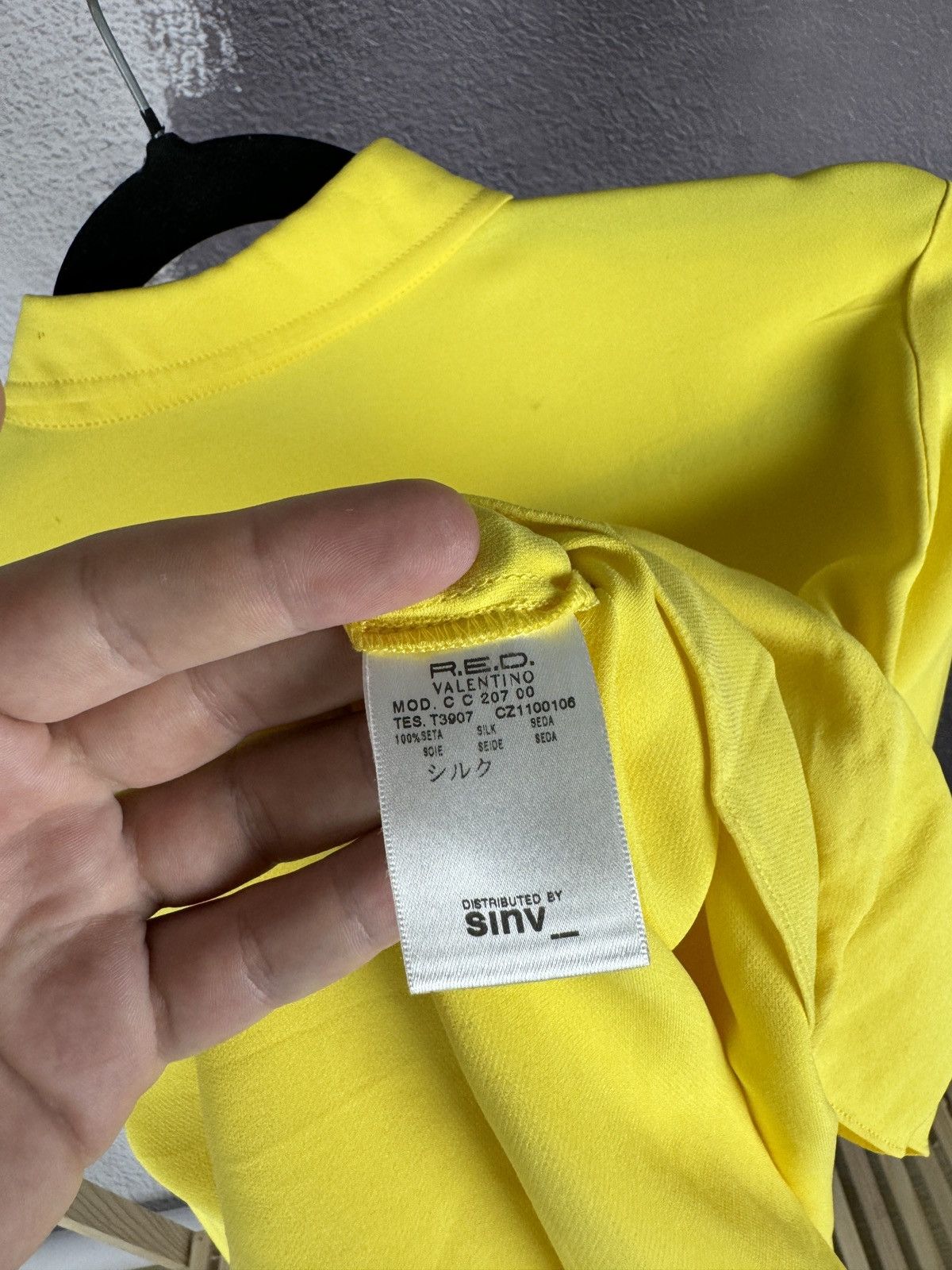 RED Valentino R.E.D. Valentino pure silk yellow belted blouse luxury Size M / US 6-8 / IT 42-44 - 12 Thumbnail