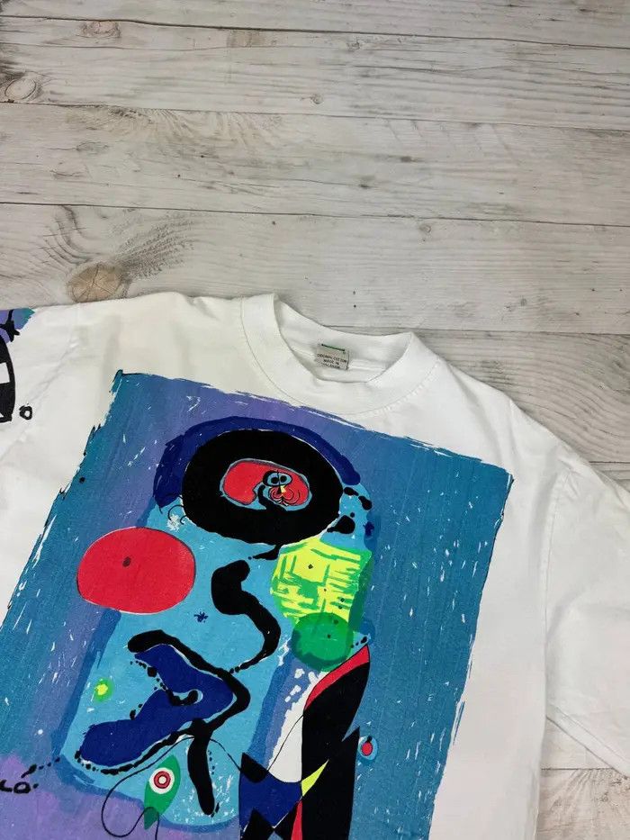 Vintage Vintage Joan Miro Art T-Shirt 90s The Red Sun Size US L / EU 52-54 / 3 - 12 Thumbnail