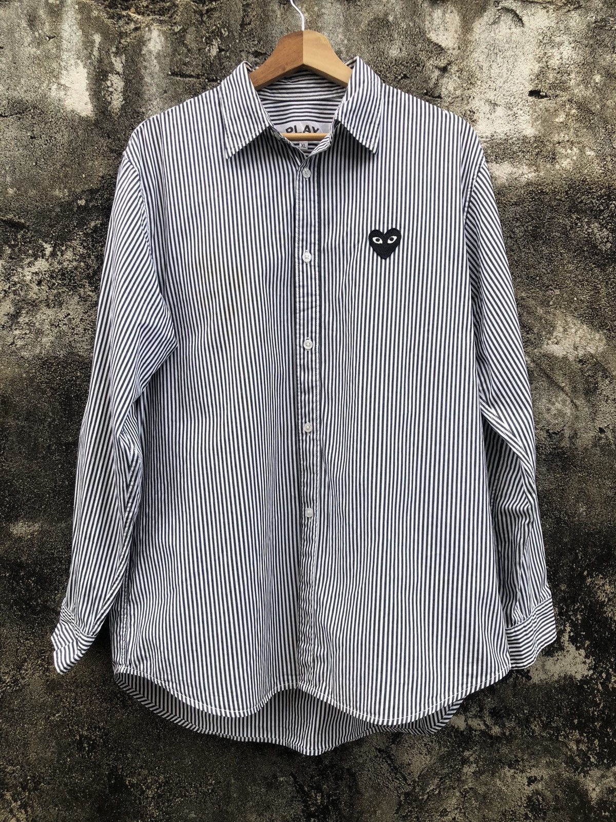 Comme des Garcons × Comme des Garcons PLAY × Vintage AD2009 Vintage CDG Comme Des Garcons Play Shirt Size US M / EU 48-50 / 2 - 1 Thumbnail