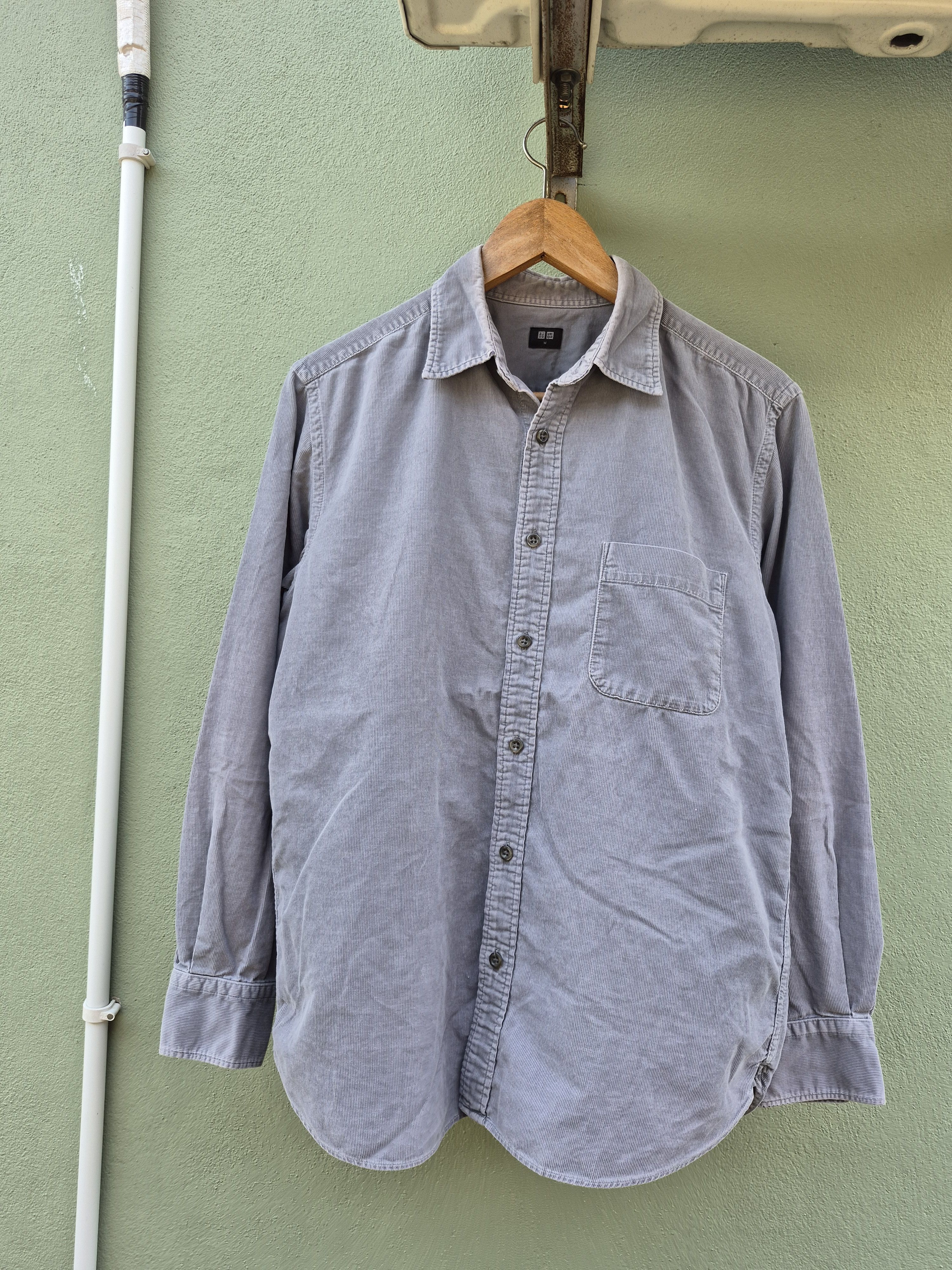 Japanese Brand × Uniqlo 🔥 Uniqlo Corduroy Button Up Casual Shirt Size US M / EU 48-50 / 2 - 1 Thumbnail