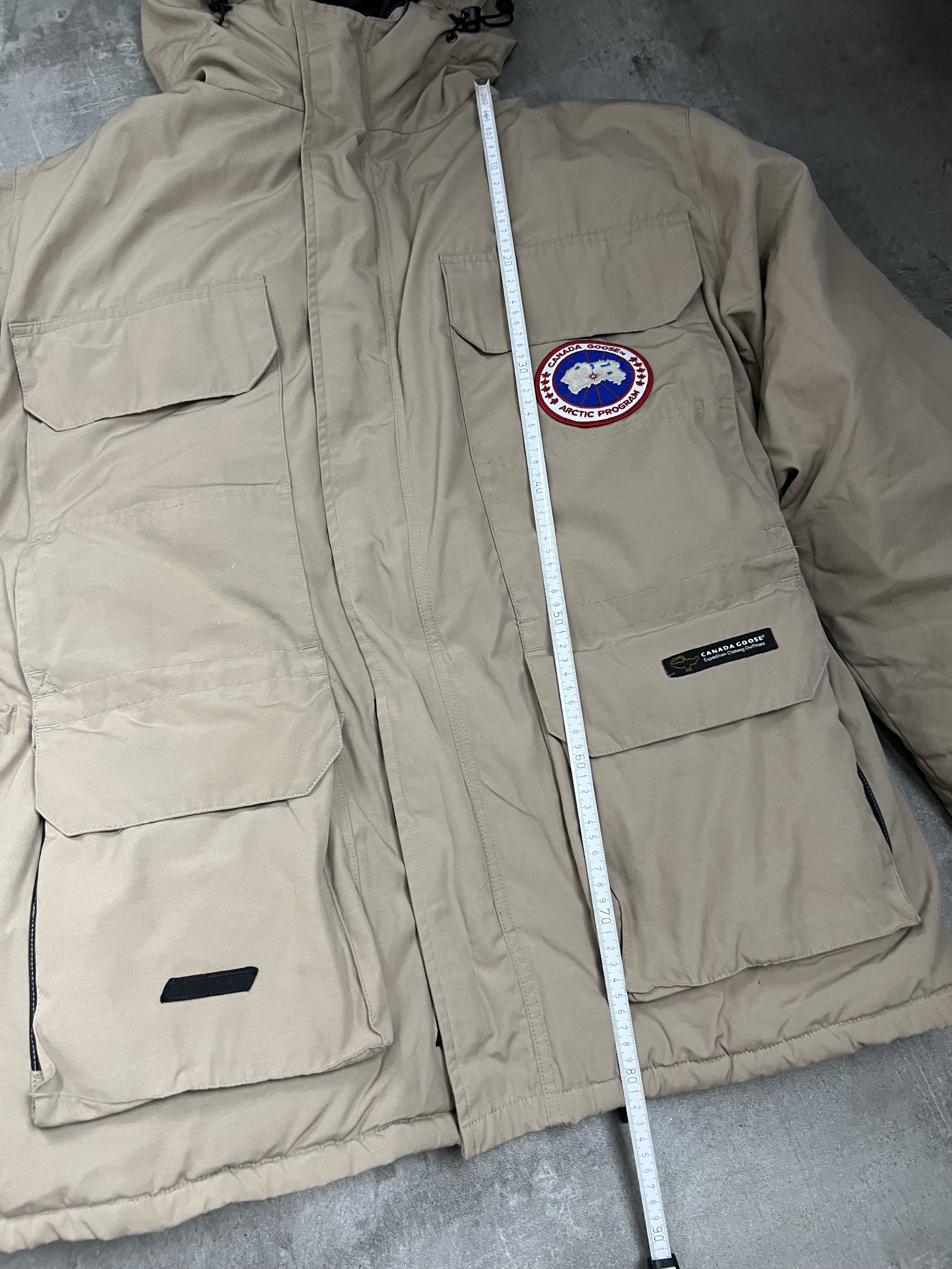 Canada Goose Canada Goose expidition parka size L-XL Size US L / EU 52-54 / 3 - 11 Thumbnail