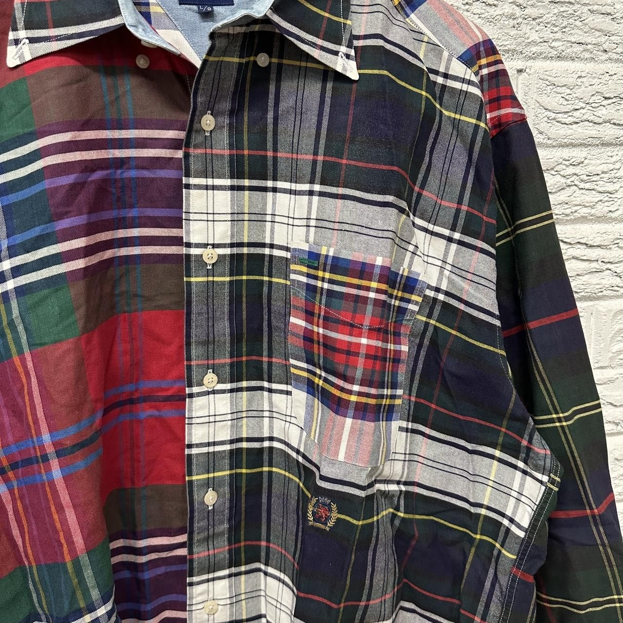 Tommy Hilfiger Vintage Tommy Hilfiger Crazy Plaid Button Down Large Size US L / EU 52-54 / 3 - 4 Thumbnail