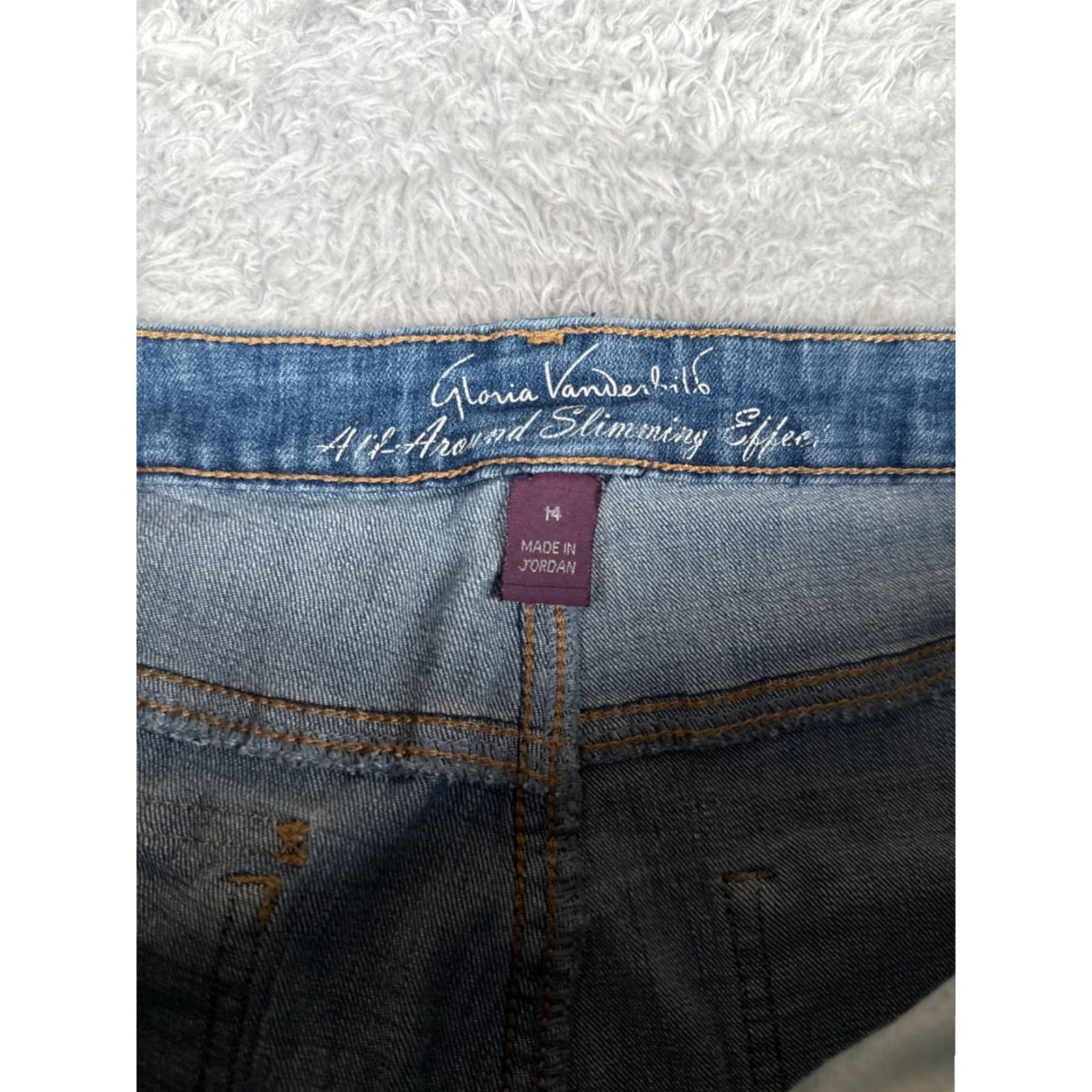 Gloria Vanderbilt Gloria Vanderbilt Jeans Women 14 Blue Denim Bootcut Cotton Blend Mid Rise 34x31 5-Pocket Amanda Size 36" / US 14 / IT 50 - 6 Thumbnail