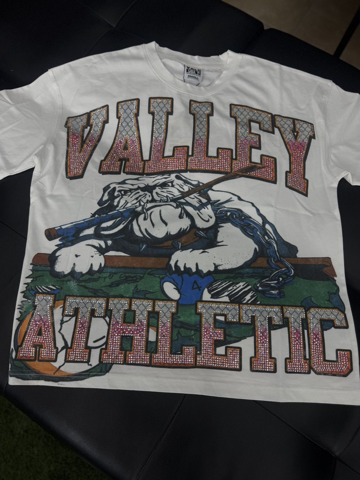 Vale Valley Stone BullDog Tee Shirt Shiny Size S (NEW) Size US S / EU 44-46 / 1 - 1 Thumbnail