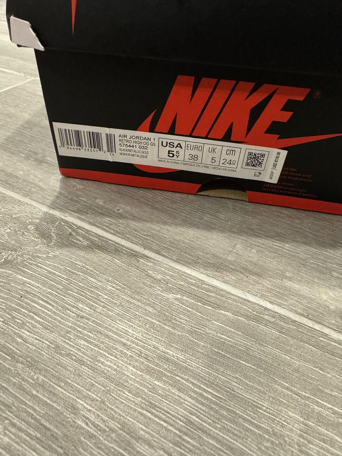 Nike Jordan 1 Retro High Silver Toe (Women's) Size US 6.5 / IT 36.5 - 5 Thumbnail