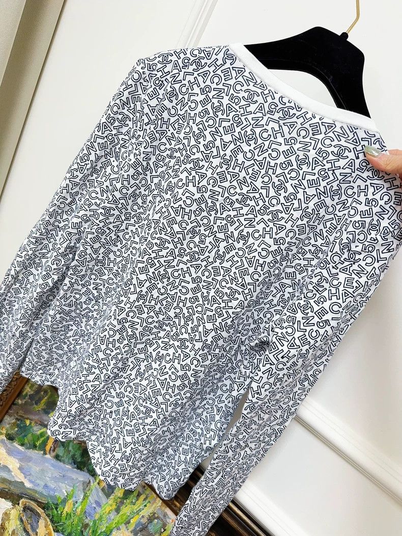 Chanel Chanel 21p full print blue double C sequin logo long-sleev Size XS / US 0-2 / IT 36-38 - 3 Thumbnail