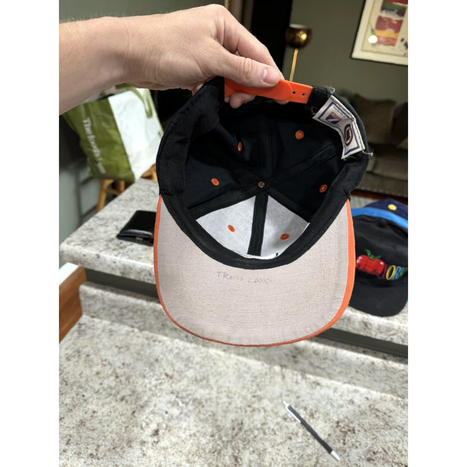 Logo 7 VINTAGE Philadelphia Flyers Logo 7 SnapBack Hat Cap NHL Hockey Sports Twill Men One Size Black Cap 90s Sports Adjustable Stains Fade Size ONE SIZE - 3 Thumbnail