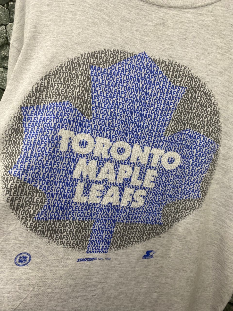 Starter Vintage Starter NHL Toronto Maple Leafs Distressed Tshirt Size US L / EU 52-54 / 3 - 3 Thumbnail