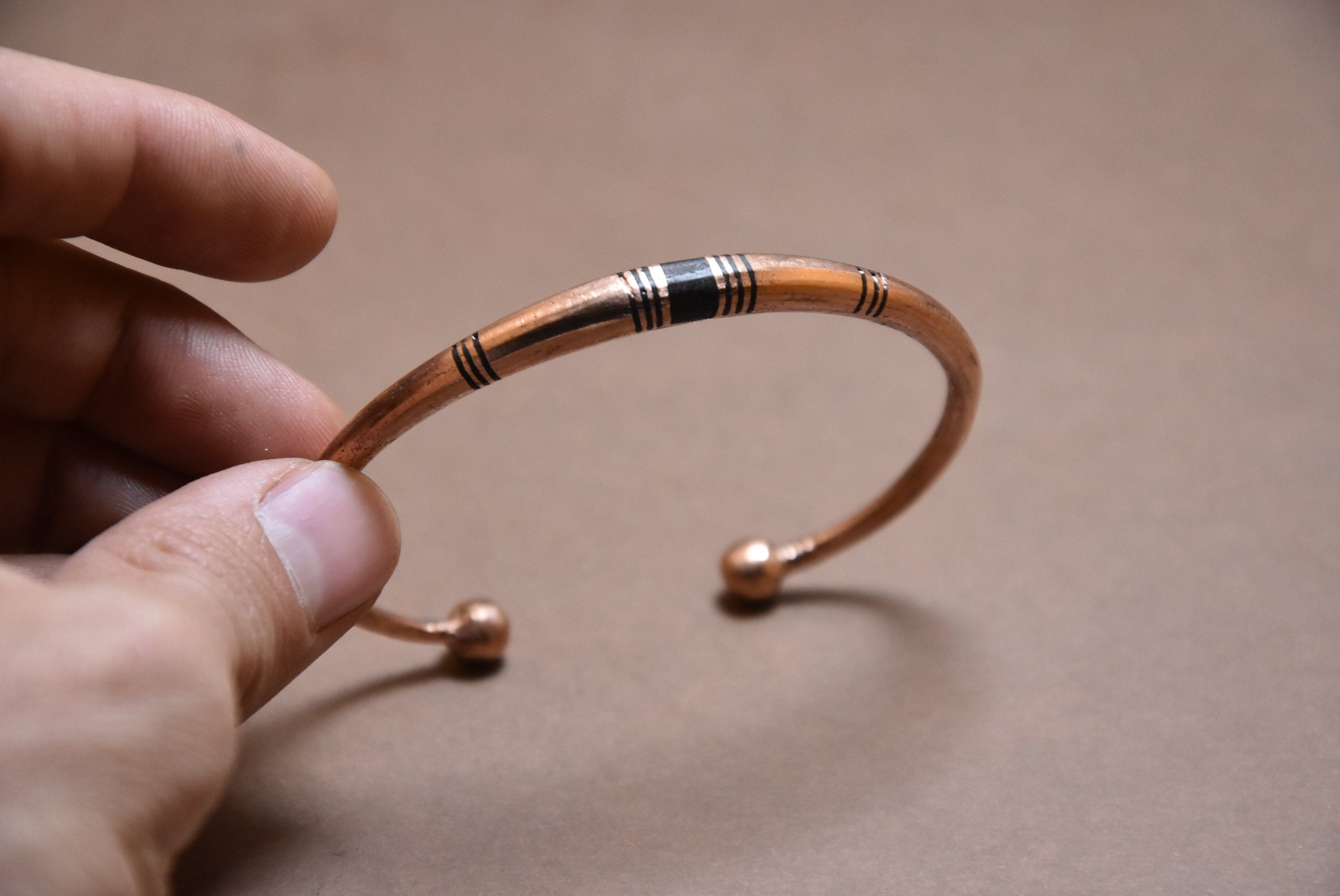 Handmade × Jewelry Cuff Tuareg Red Copper , Bracelet Red Copper Size ONE SIZE - 5 Thumbnail