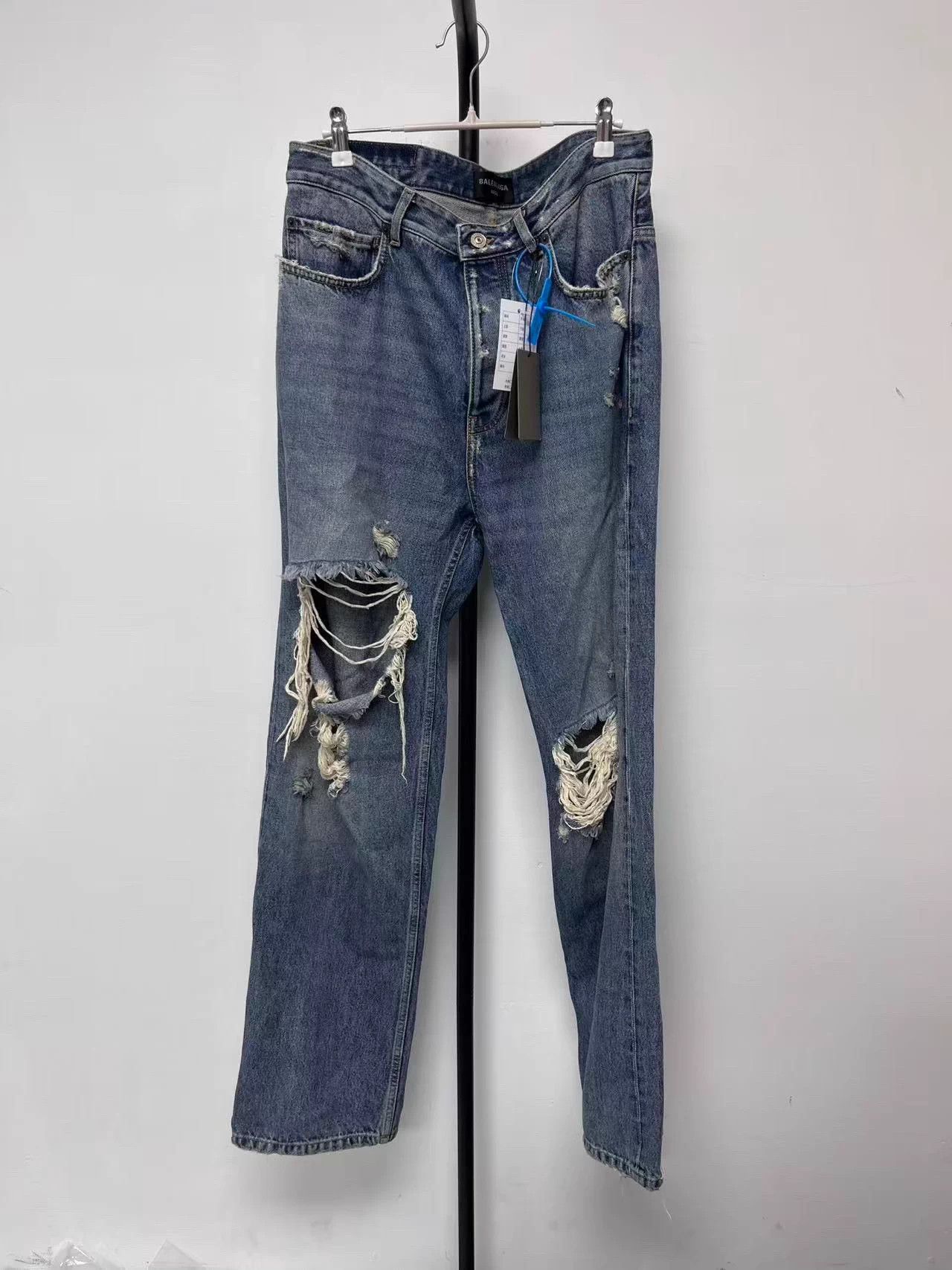 Balenciaga Balenciaga Ripped Button Mid Straight Jeans Men's Blue S Size US 29 - 1 Thumbnail