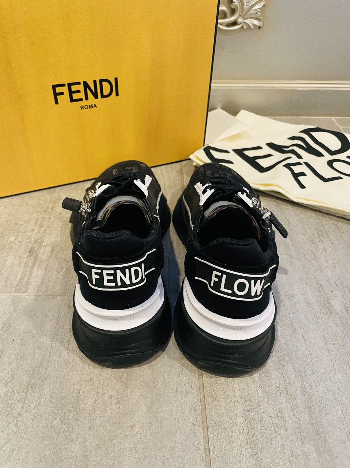 Fendi Fendi Flow Logo Low Top Sneaker Black Women Size US 9.5 / IT 39.5 - 5 Thumbnail