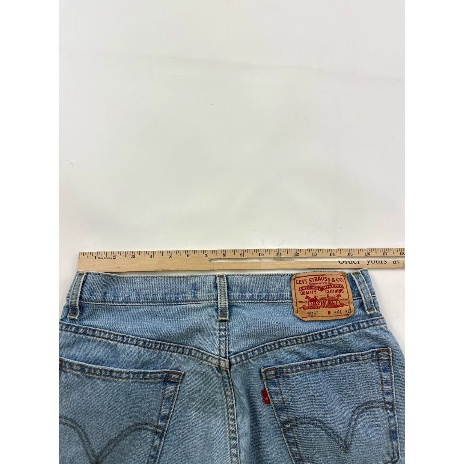 Levi's VINTAGE Levi's 505 Jeans Mens 32x29.5 Blue Distressed Straight 34 x 30 Tagged 34x30 Mens Jeans Size US 32 / EU 48 - 7 Thumbnail