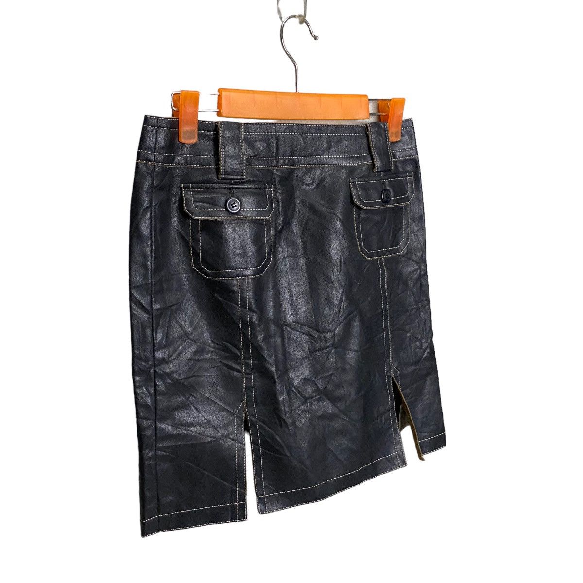 Burberry Buuberry blue label mini skirt syntetic leather Size 29" - 9 Thumbnail