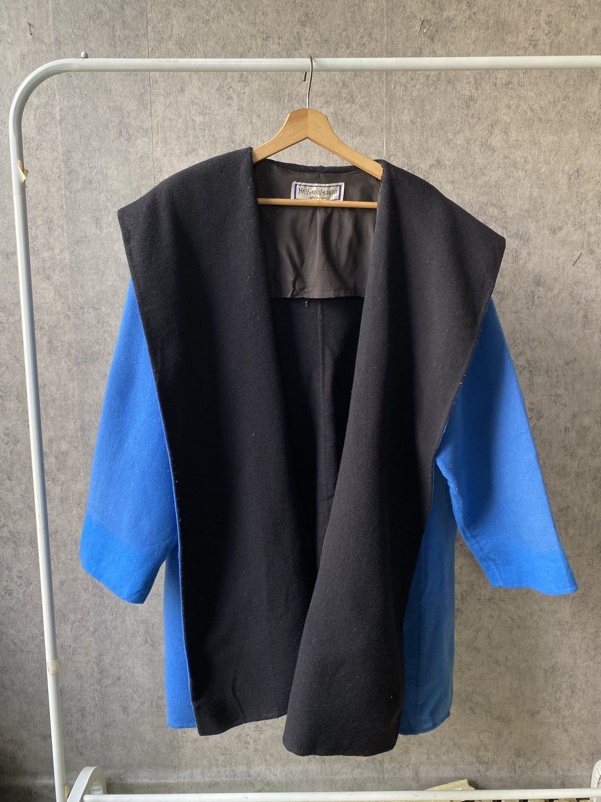 Yves Saint Laurent Vintage 90s Yves Saint Laurent Cloak Cape Wool Jacket Size XXL / US 16-18 / IT 52-54 - 2 Thumbnail