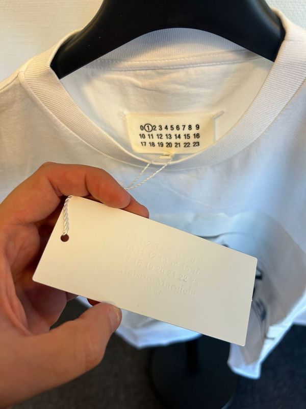 Maison Margiela Maison Margiela Logo T-Shirt Size US S / EU 44-46 / 1 - 2 Thumbnail
