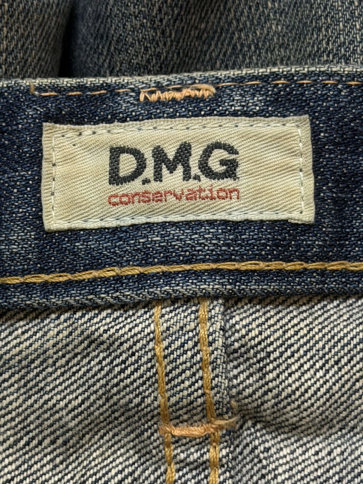 semanticdesign Vintage Y2K Japanese DMG Mud Wash Faded Whisker Straight Leg Size US 32 / EU 48 - 6 Thumbnail