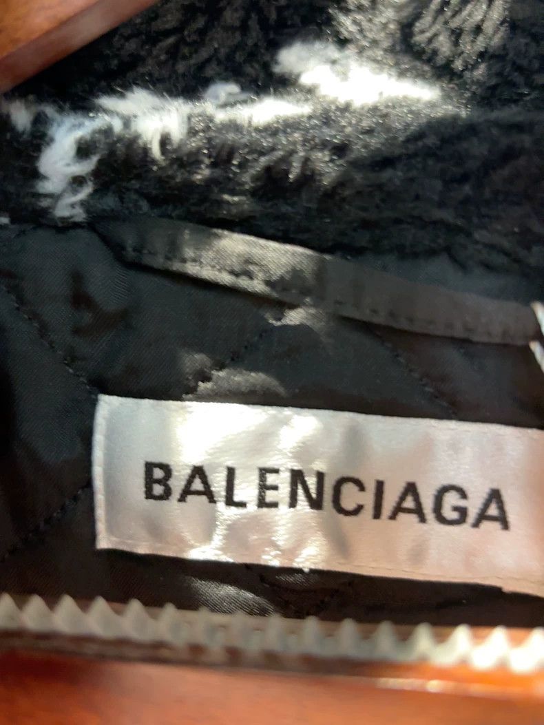 Balenciaga Balenciaga size 34 Bullet screen full print teddy jacket Size S / US 4 / IT 40 - 2 Thumbnail