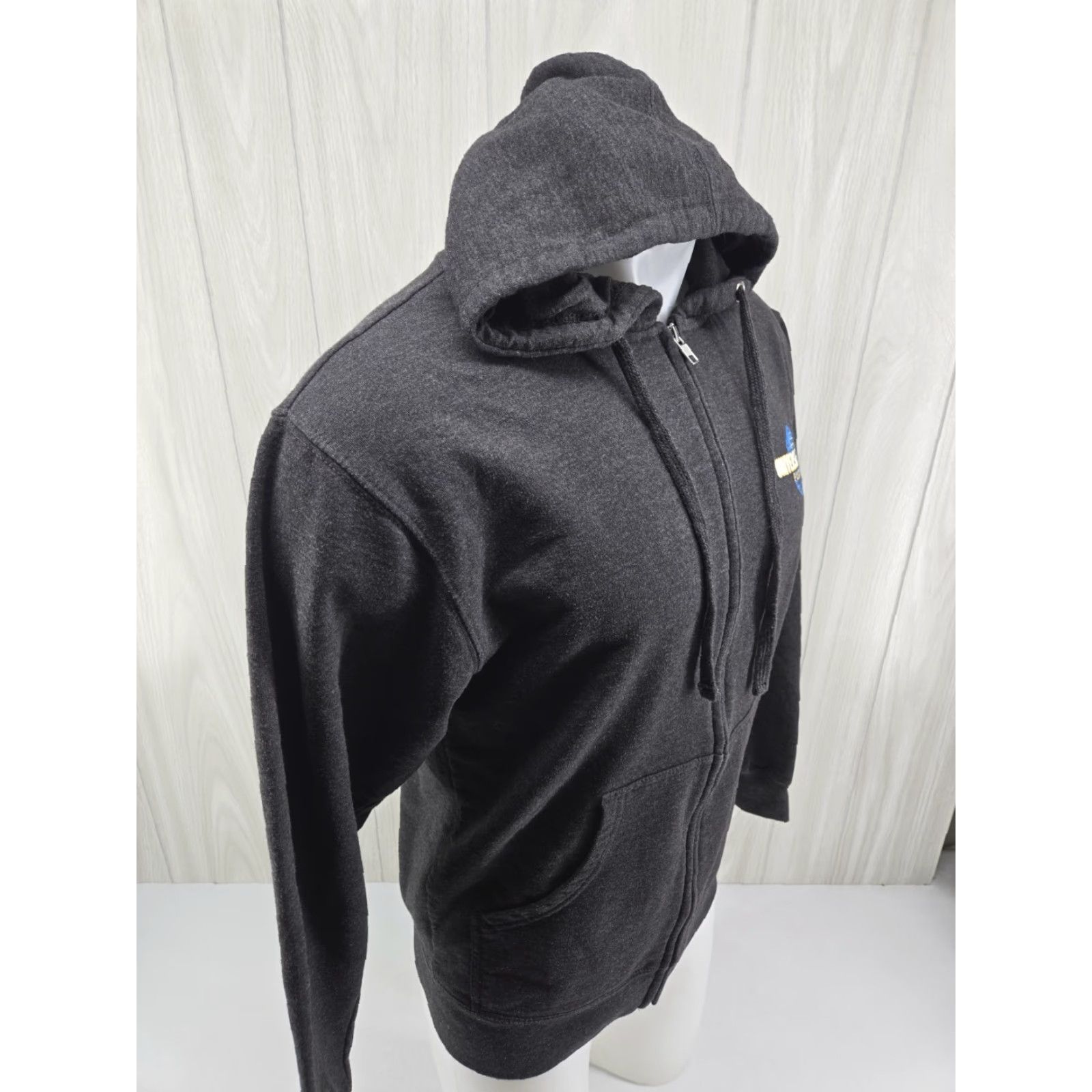 Vintage VINTAGE Universal Studios Florida Gray Mens MEDIUM Zip Logo Hoodie Jacket Sweatshirt Size US M / EU 48-50 / 2 - 7 Thumbnail