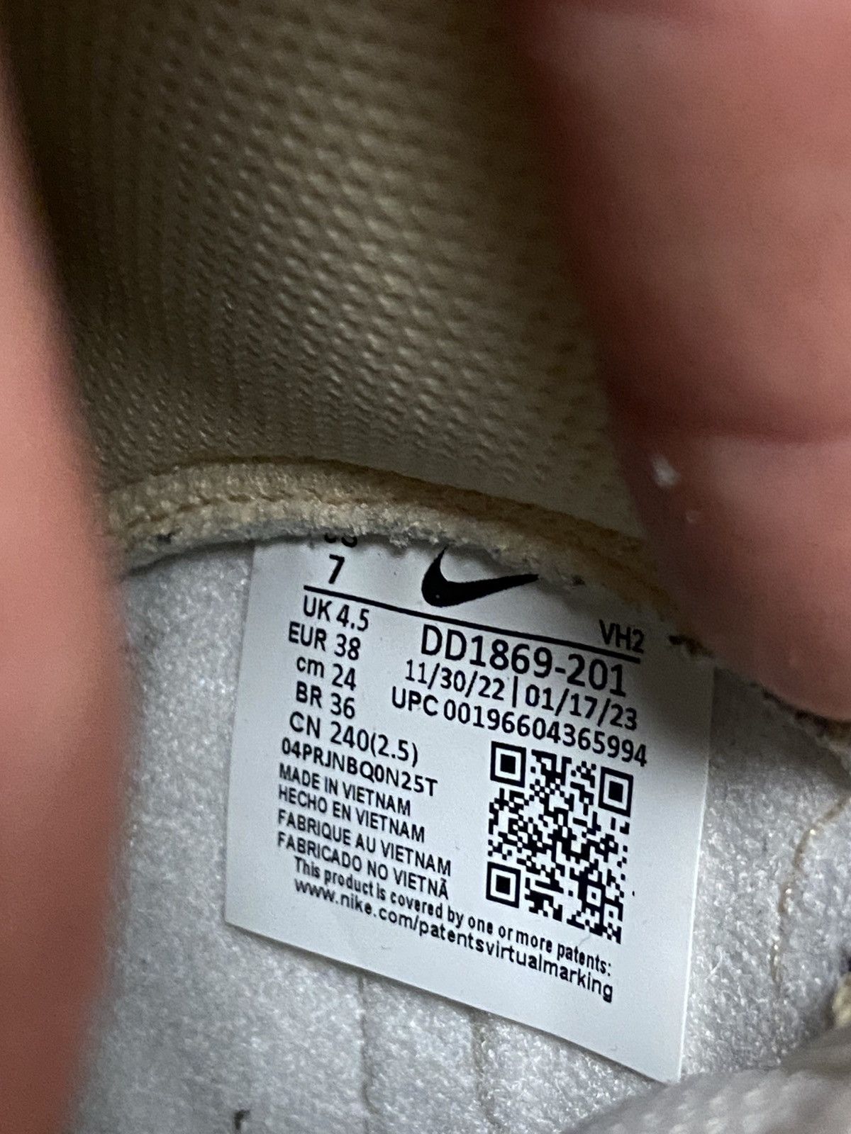 Nike Nike Dunk high Womens Size US 7 / IT 37 - 7 Thumbnail