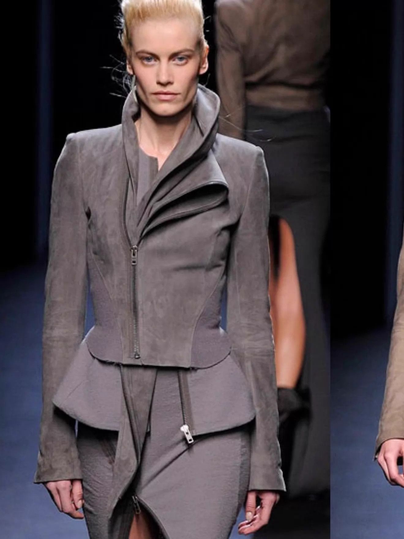 Haider Ackermann Haider Ackermann 2010 Dark Green Asymmetric Jacket 38 Size XS / US 0-2 / IT 36-38 - 2 Thumbnail