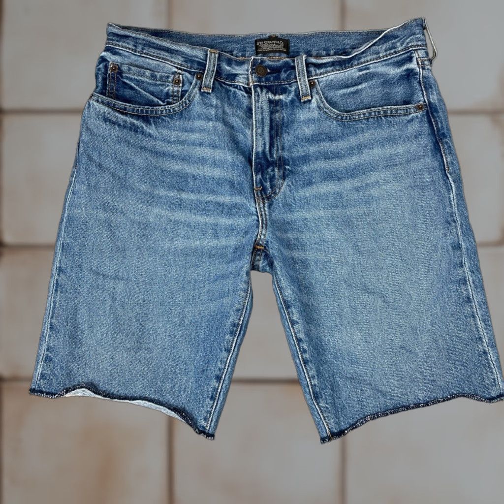 Levi's Levi's 511 Denim Shorts Mens 32 Blue Cut Off Raw Hem Slim Fit Bermuda Summer Skater Grunge Casual Mens Size US 32 / EU 48 - 1 Thumbnail