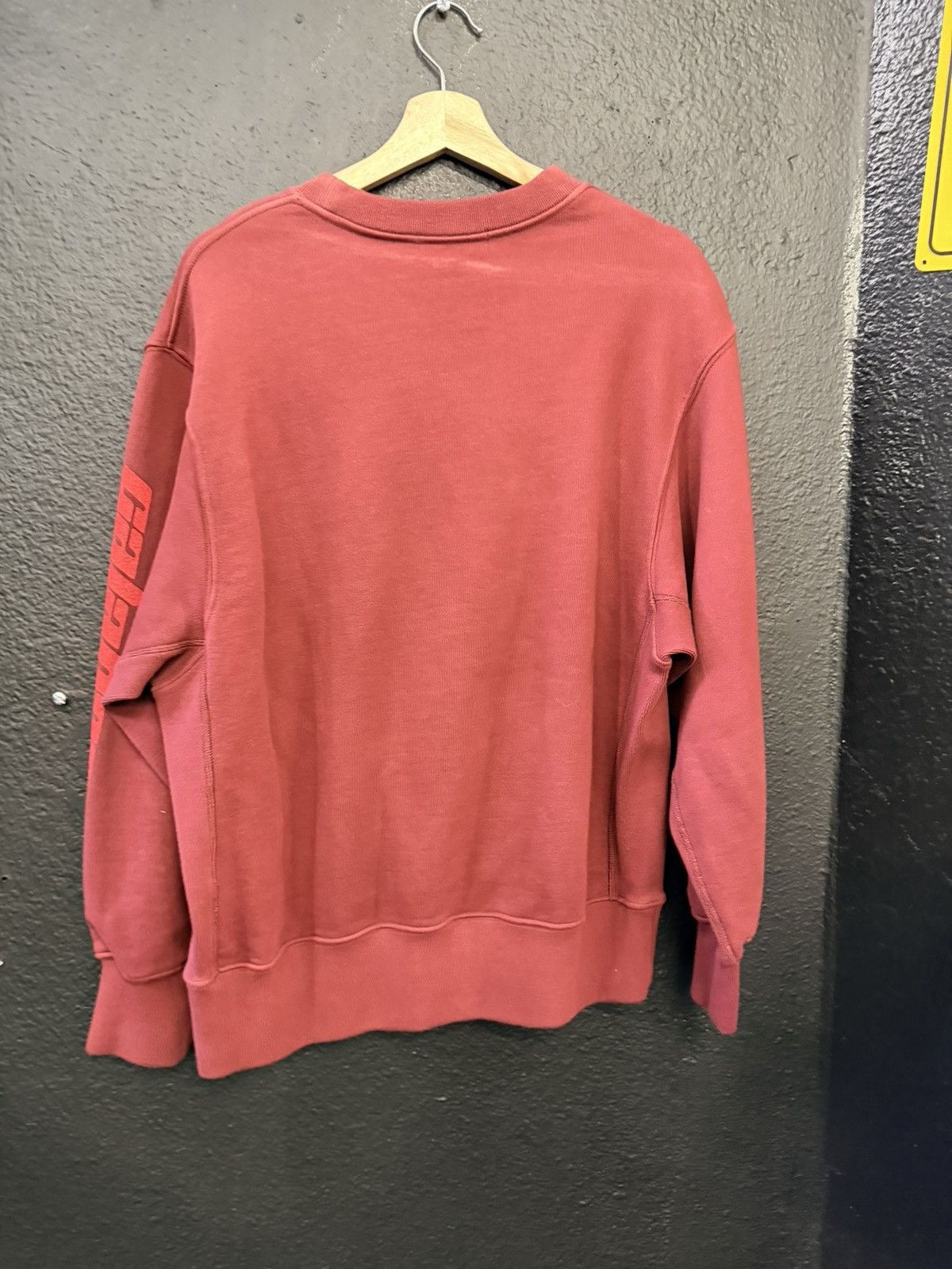 Other Season 4 Crewneck Size US M / EU 48-50 / 2 - 5 Thumbnail
