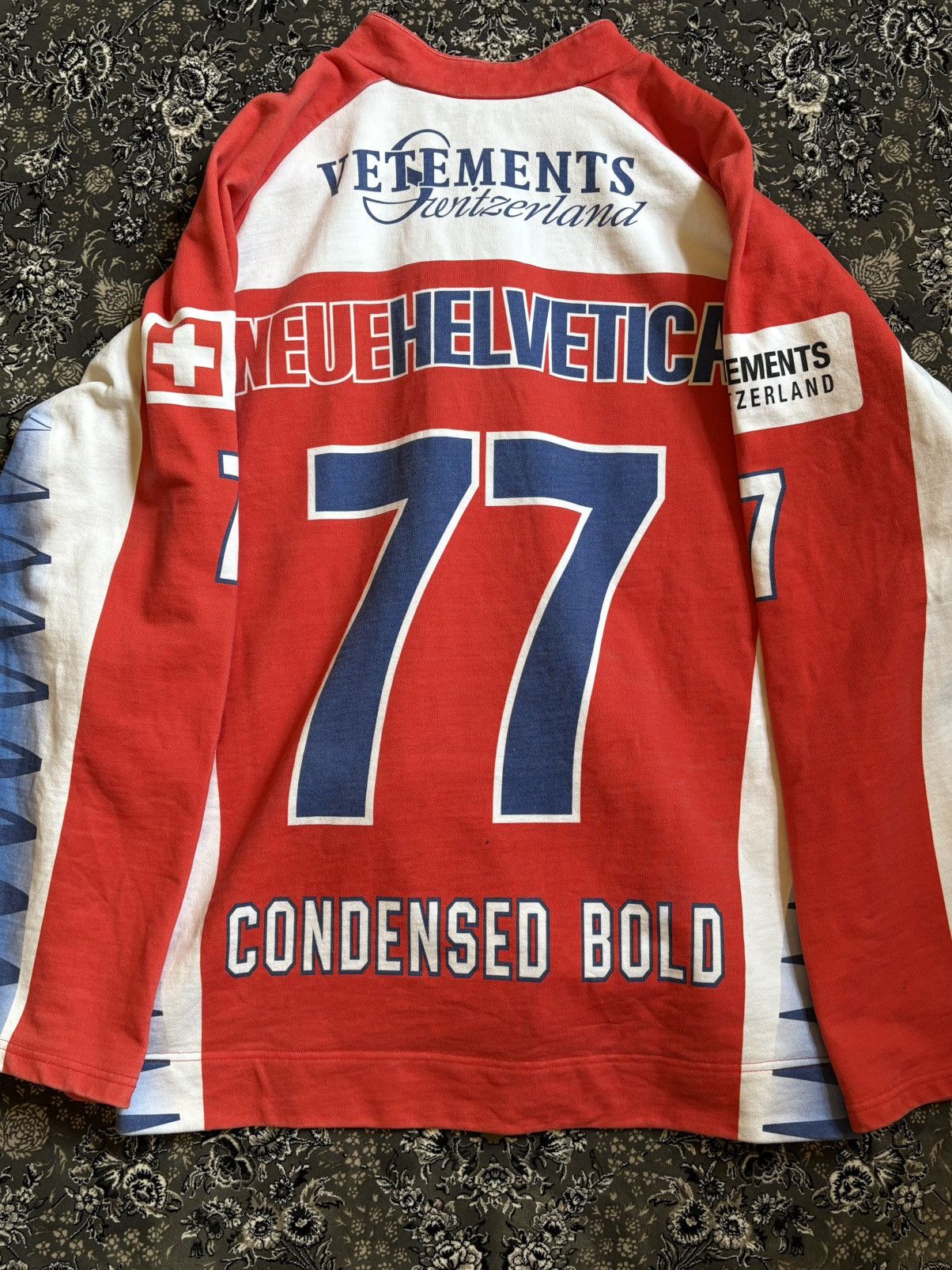 Vetements Vetements SS20 Helvetica Hockey Jersey Size US S / EU 44-46 / 1 - 4 Thumbnail