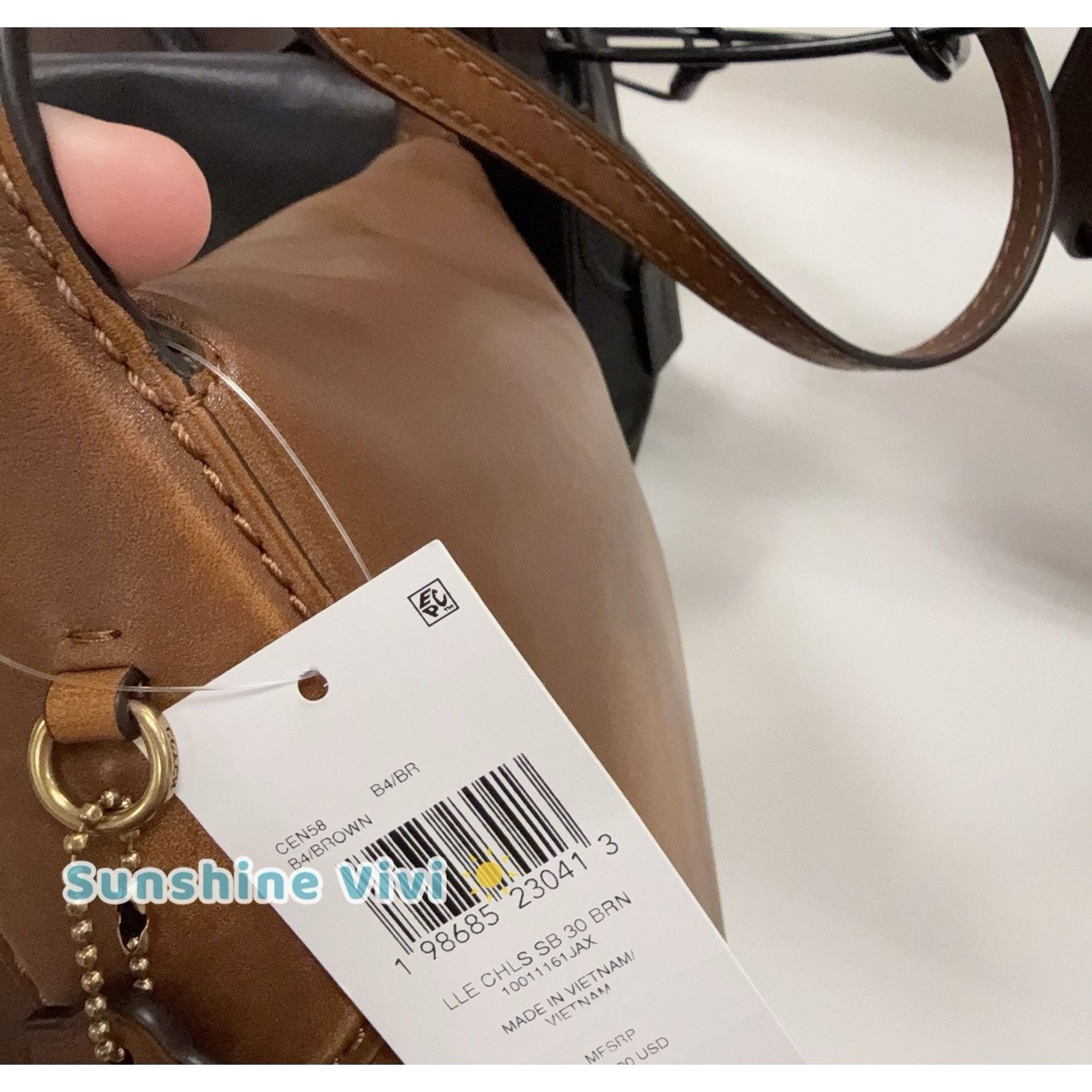 Coach NWT Coach Chelsea Shoulder Bag 30 Loved Leather CEN58 Size ONE SIZE - 4 Thumbnail