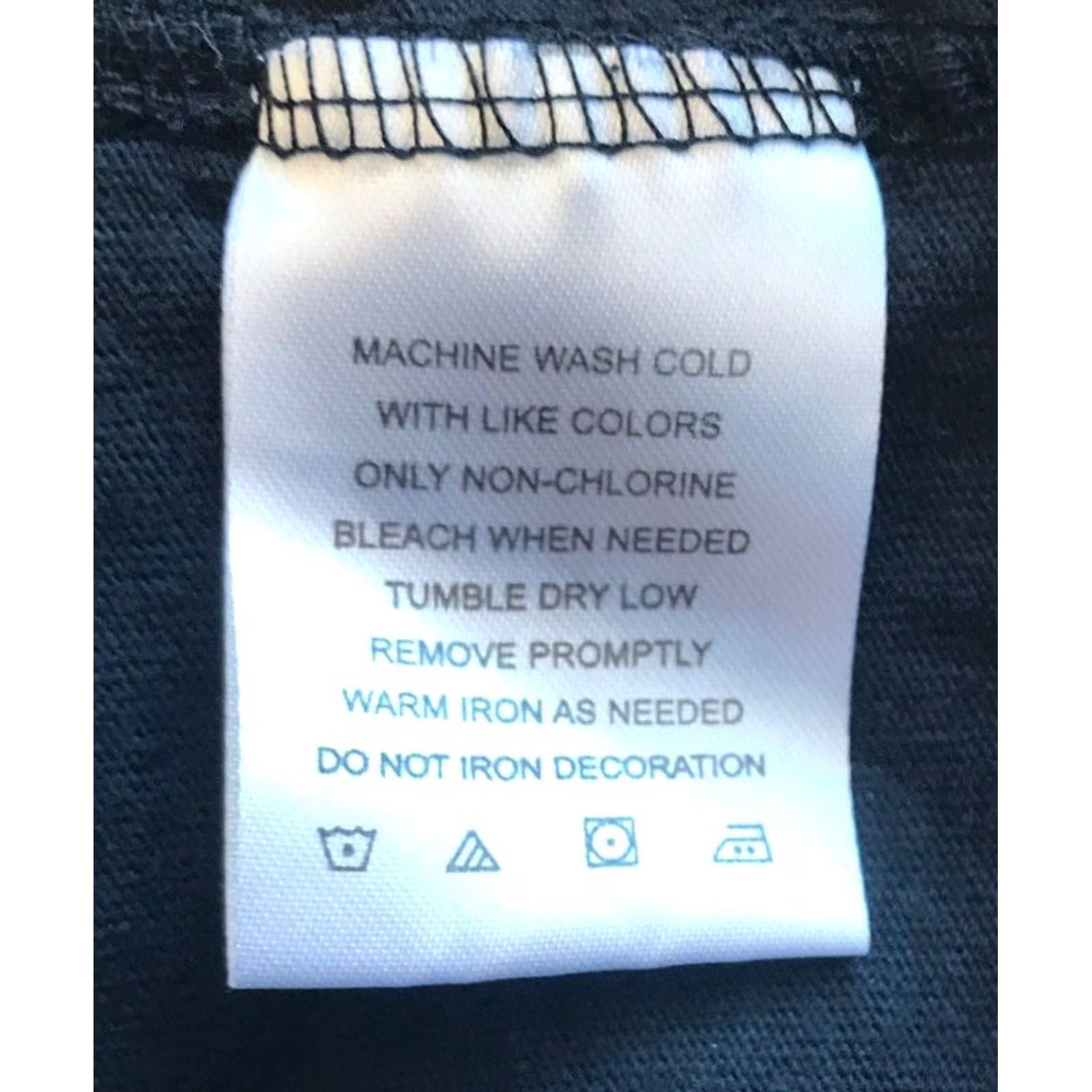 AMO Buckhorn River Men T Shirt XL Short Sleeve Black Camo B400 Size US XL / EU 56 / 4 - 4 Thumbnail