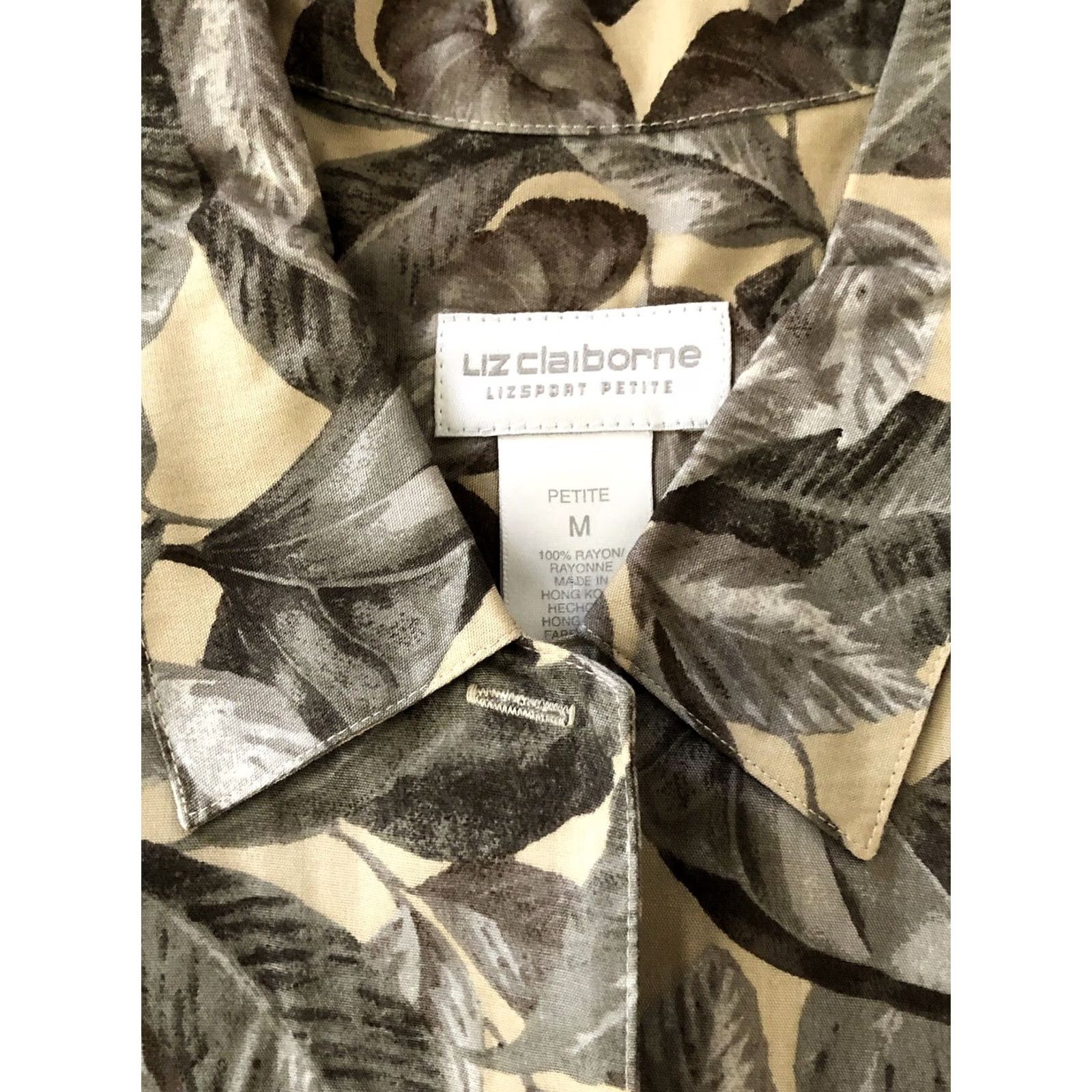 Liz Claiborne Liz Claiborne Rayon button up top PM tan gray tropical Floral Hawaiian luau Shirt Womens PM Multicolor 90s Theme Beach Hawaii Floral? Size M / US 6-8 / IT 42-44 - 6 Thumbnail