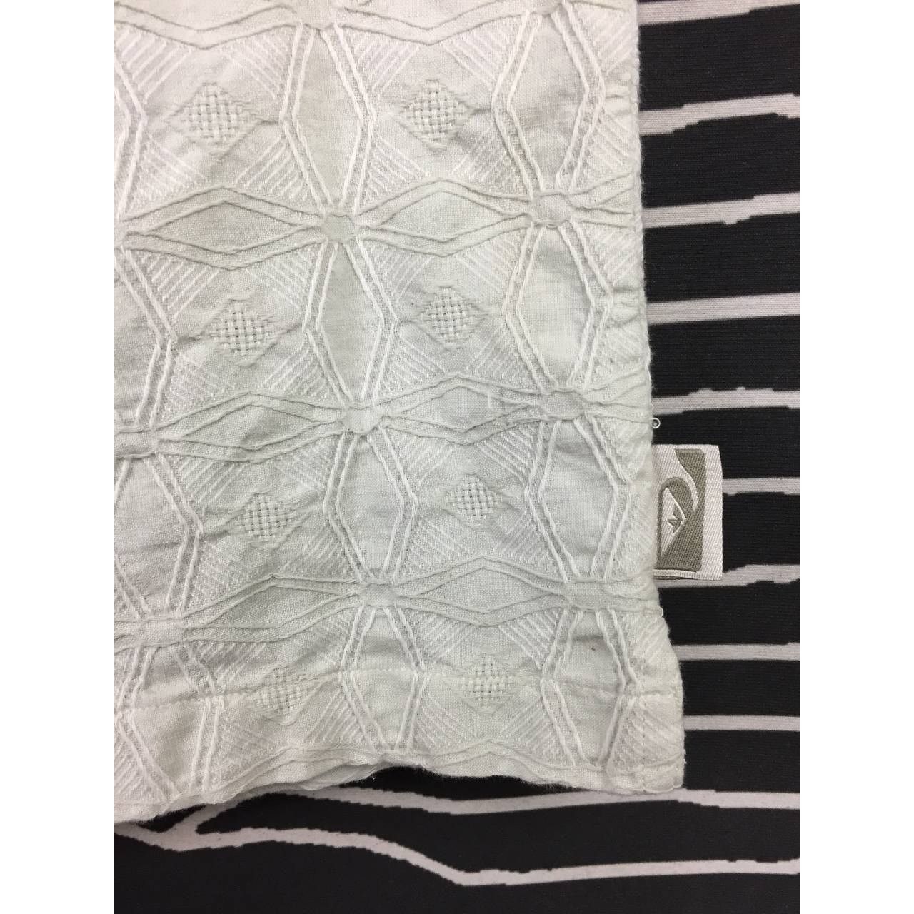 Quiksilver Quiksilver Minimal Embossed Patterned Button Up Shirt Size US M / EU 48-50 / 2 - 5 Thumbnail