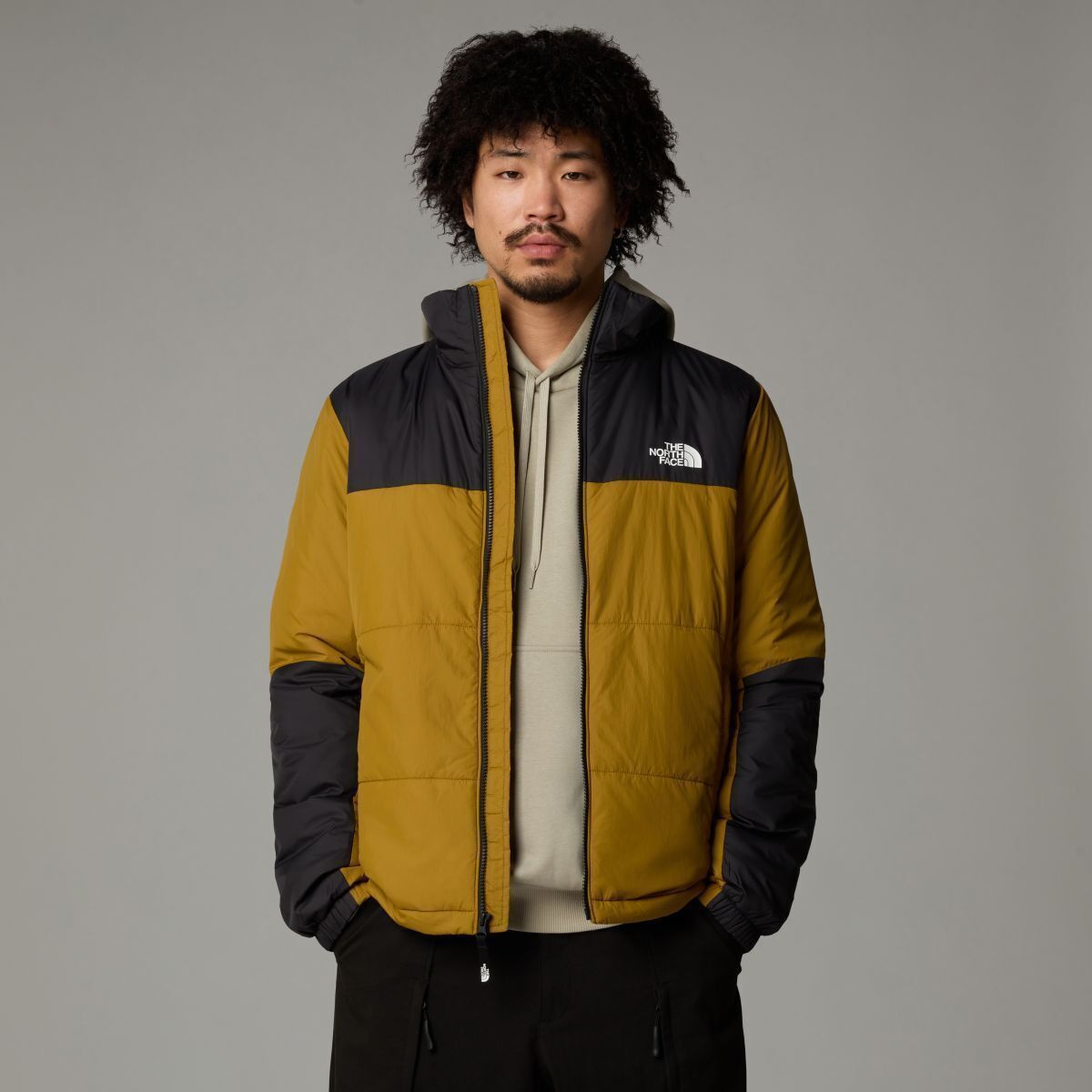 The North Face o1s22i1n1124 Puffer Jacket in Mustard Black Size US L / EU 52-54 / 3 - 2 Thumbnail