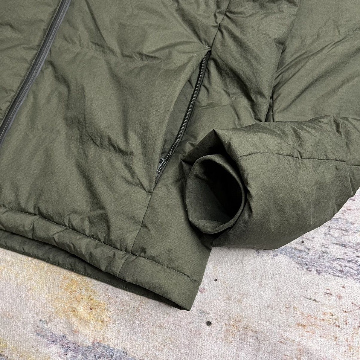 Uniqlo Uniqlo seamless down jacket Size US M / EU 48-50 / 2 - 6 Thumbnail