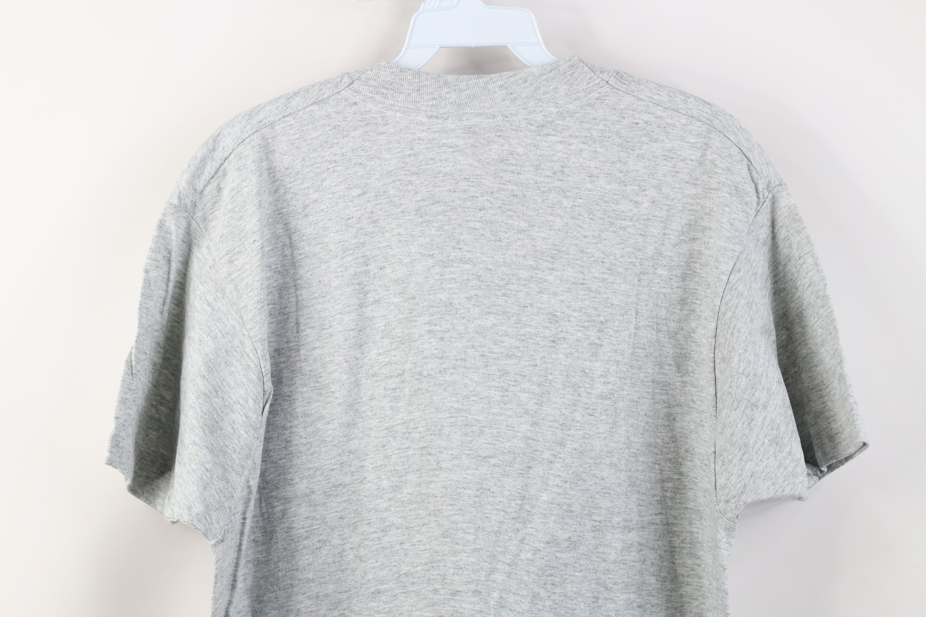 Vintage Vintage 90s Streetwear Short Sleeve Pocket T-Shirt Gray USA Size US L / EU 52-54 / 3 - 10 Thumbnail