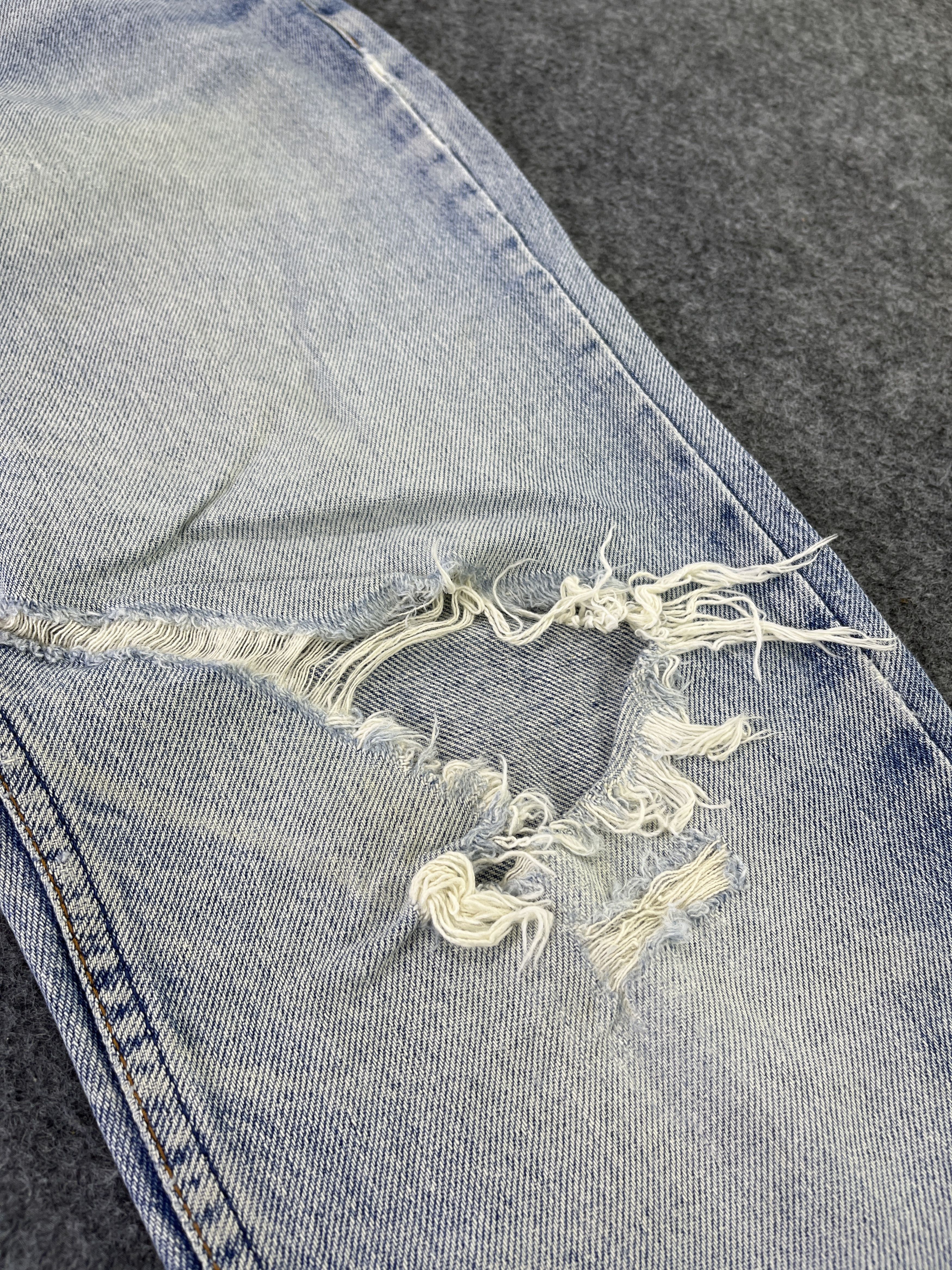 Levi's Vintage Levis Distressed Stone Wash Jeans - J824 Size US 30 / EU 46 - 8 Thumbnail