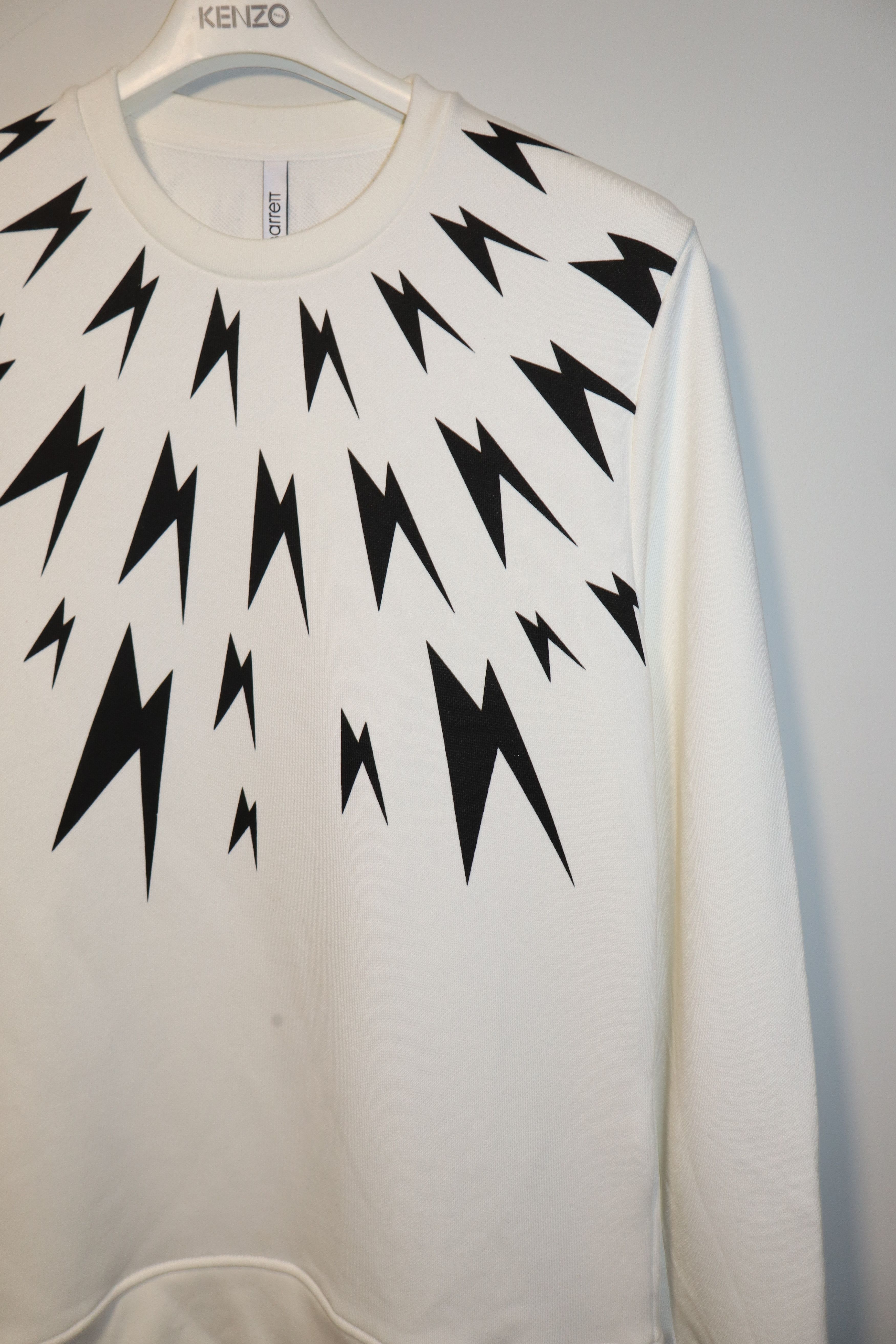 Neil Barrett Bolts print sweatshirt Size US S / EU 44-46 / 1 - 5 Thumbnail