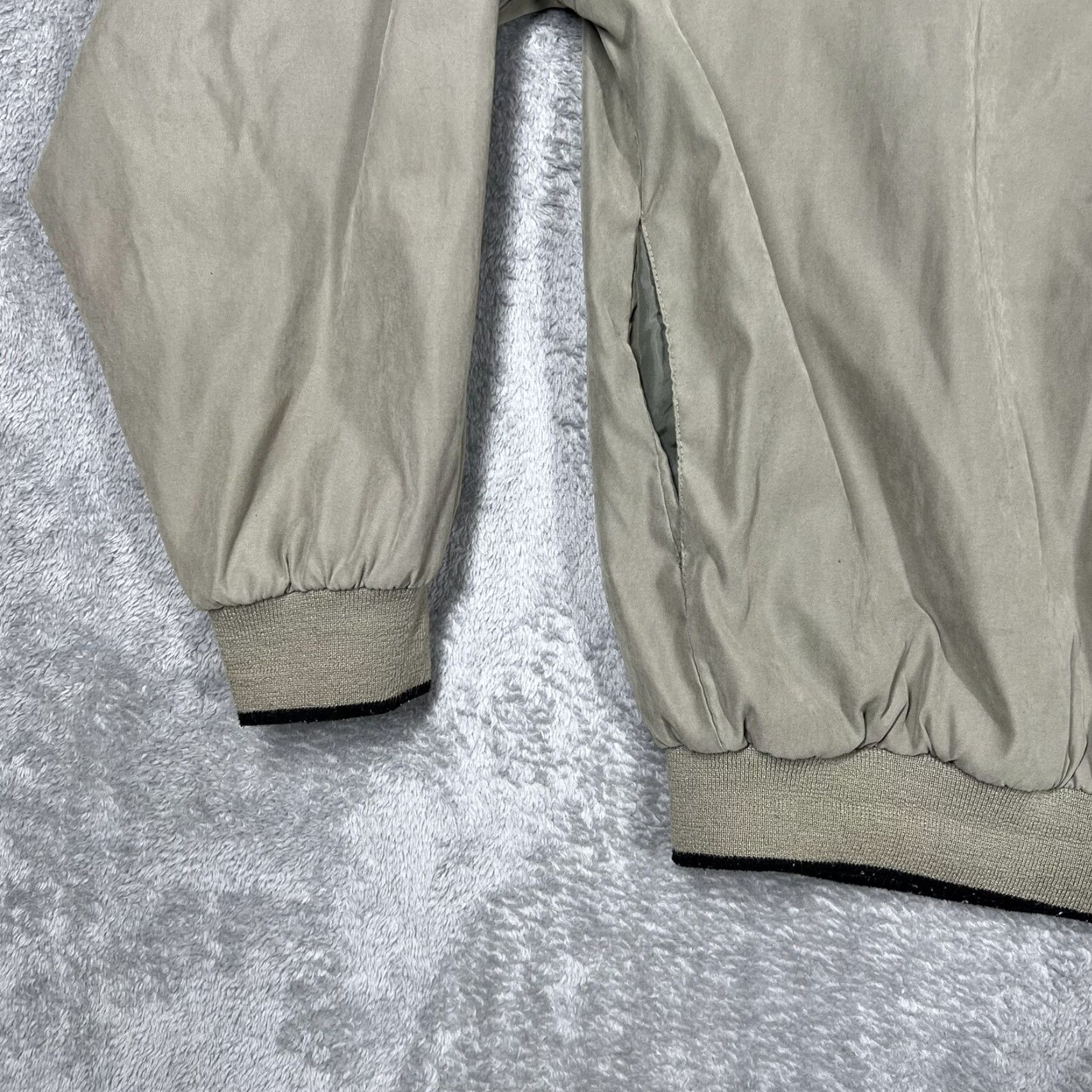 Vintage Pebble Beach Performance Jacket Mens Large Beige Windbreaker Zip Pockets Golf Pullover Size US L / EU 52-54 / 3 - 6 Thumbnail