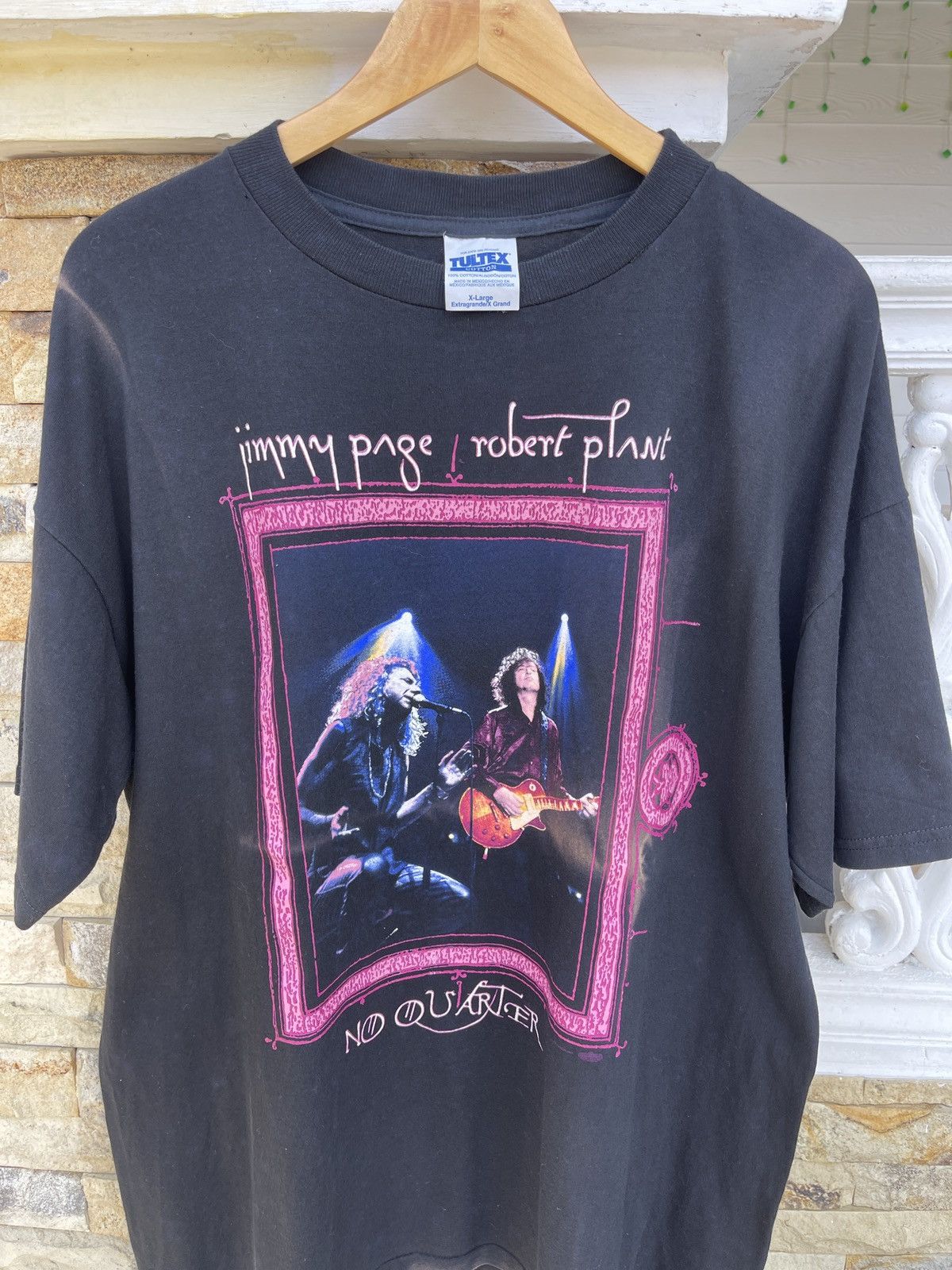 Band Tees Last Drop🔥Rare🔥Vtg90s JIMMY PAGE Robert Plant No Quarter Tee Size US XL / EU 56 / 4 - 2 Thumbnail