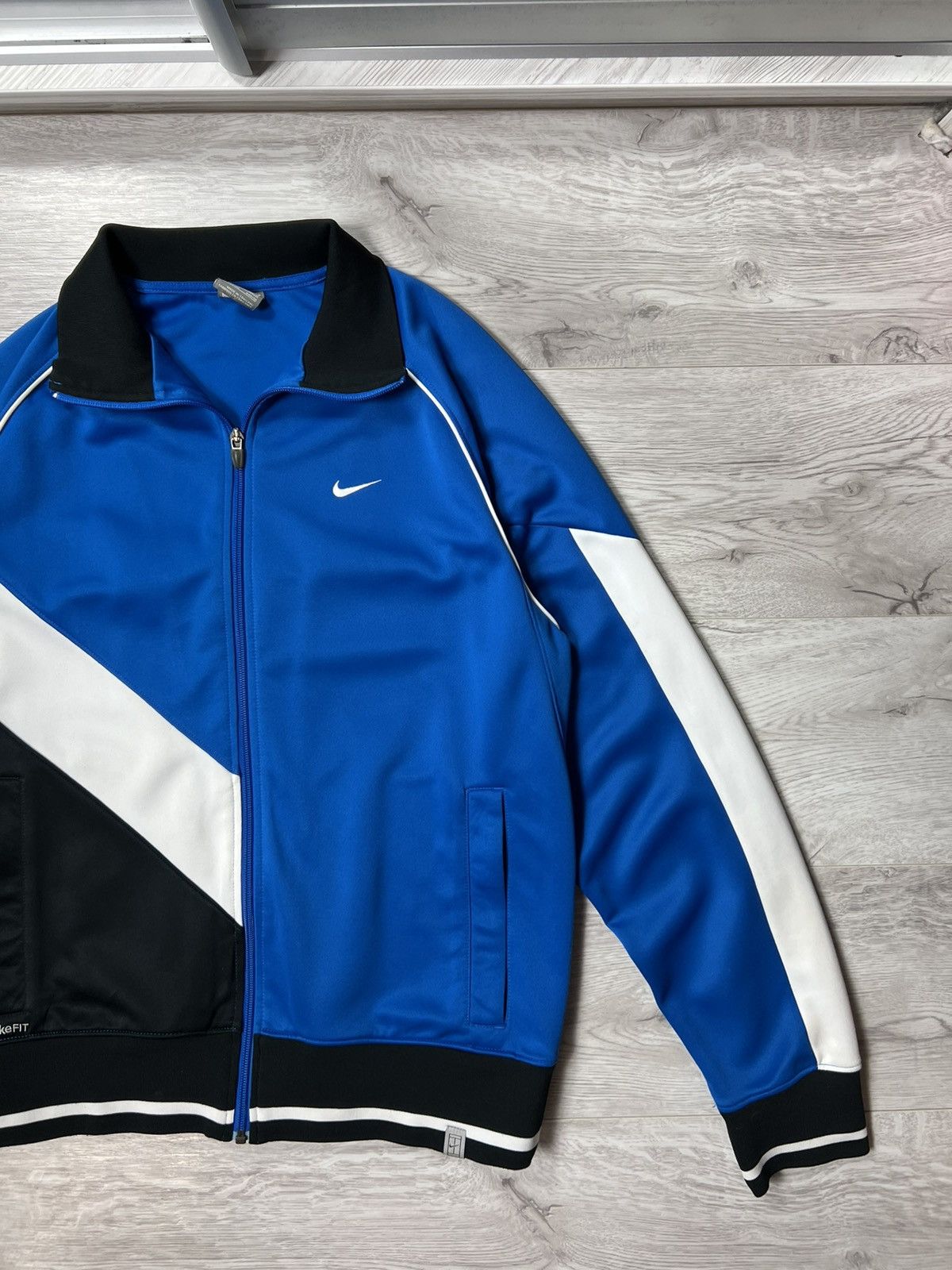 Nike Rare Vintage Nike Tennis Court Track Suit Jacket And Pants Size US M / EU 48-50 / 2 - 4 Thumbnail