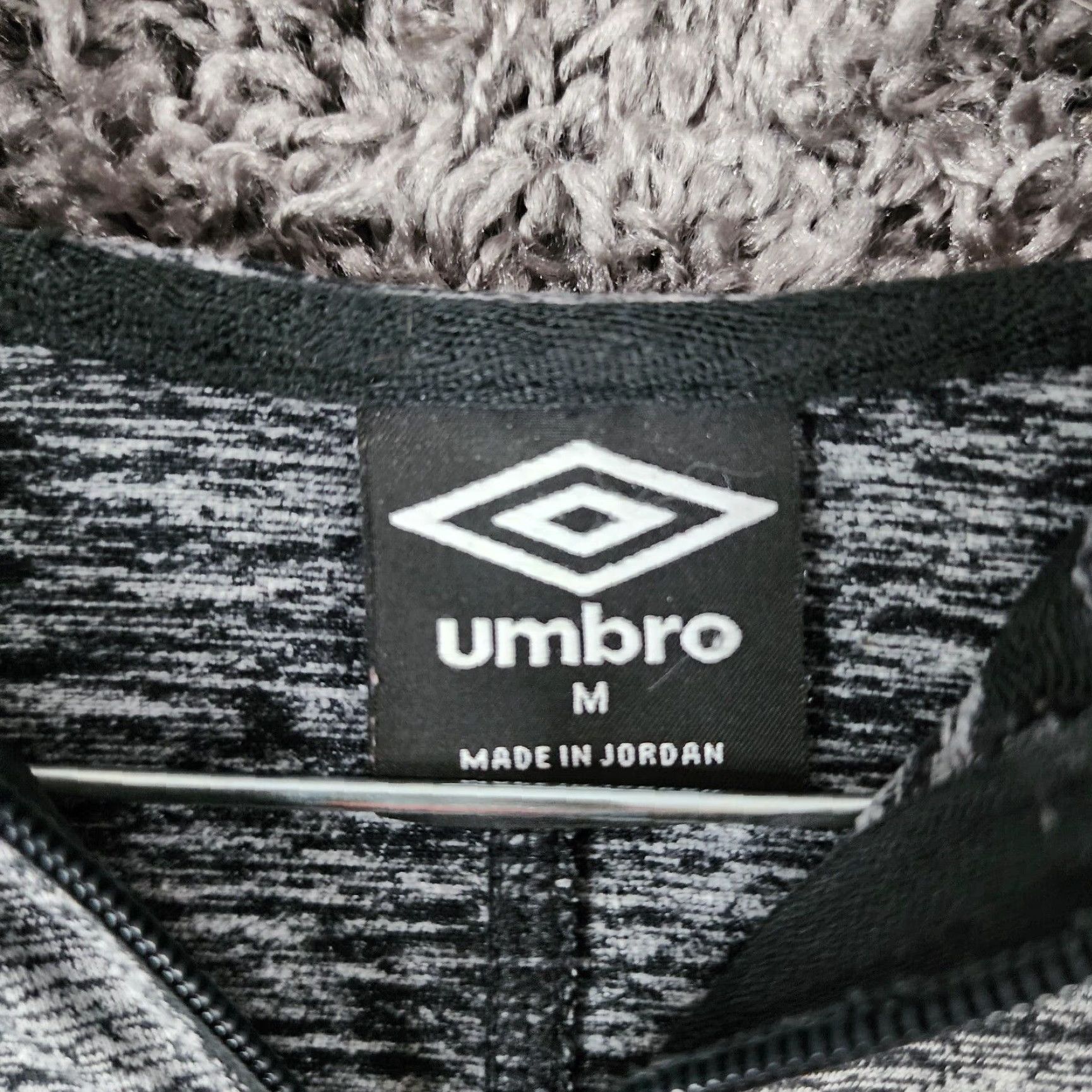 Umbro Umbro Jacket Womens Size M Gray Black Long Sleeve Full Zip Hooded Activewear Size M / US 6-8 / IT 42-44 - 4 Thumbnail