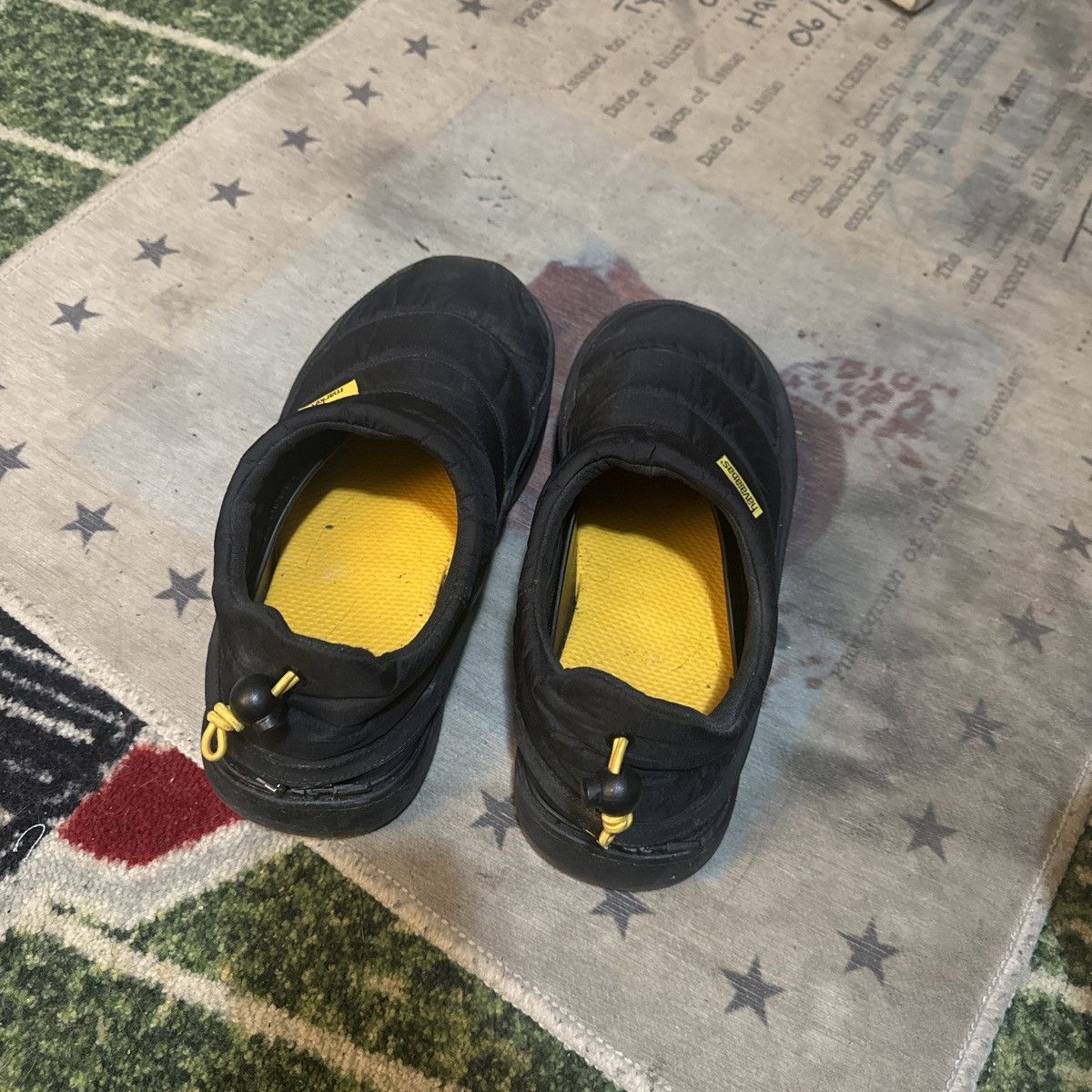 Crocs × Grateful Dead × Market Havaianas x Market puffer 2 in 1 zip flops Size US 9.5 / EU 42-43 - 2 Thumbnail