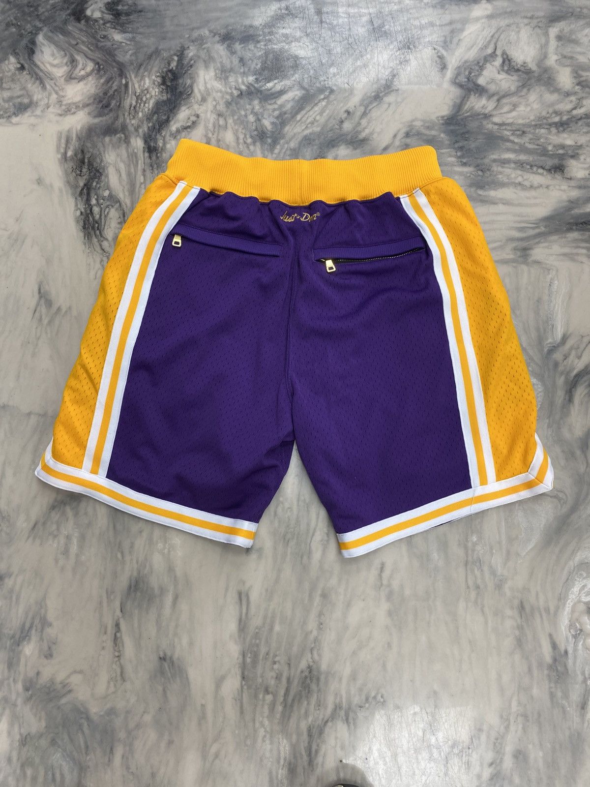 Just Don Just Don Lakers shorts purple medium authentic lebron Size US 32 / EU 48 - 4 Thumbnail
